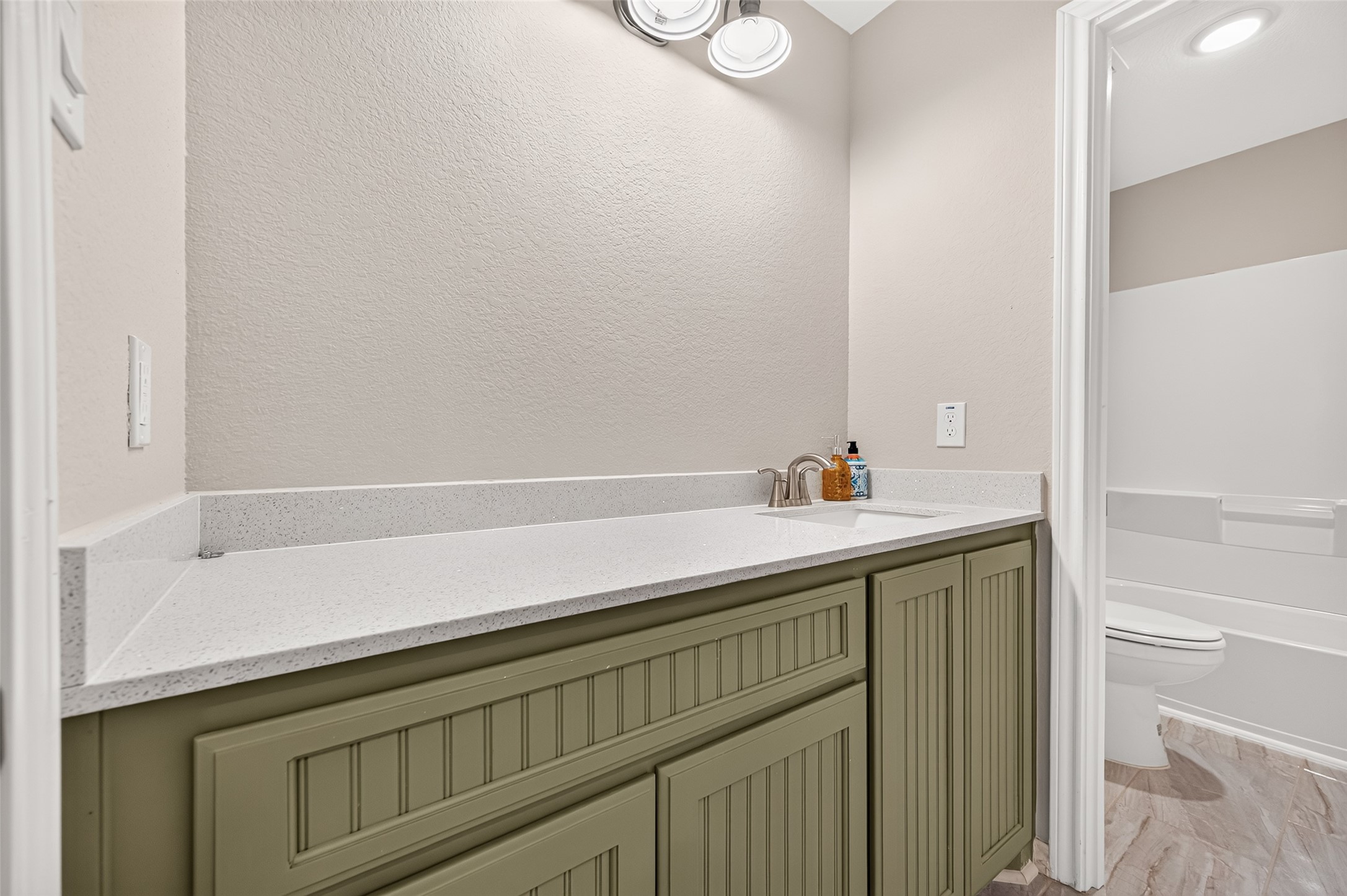 14720 Padre Court Property Photo 23