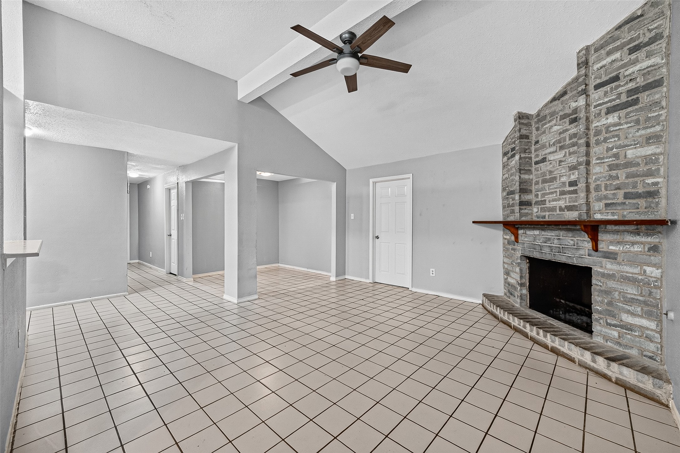 1811 Crosscoach Lane Property Photo 6