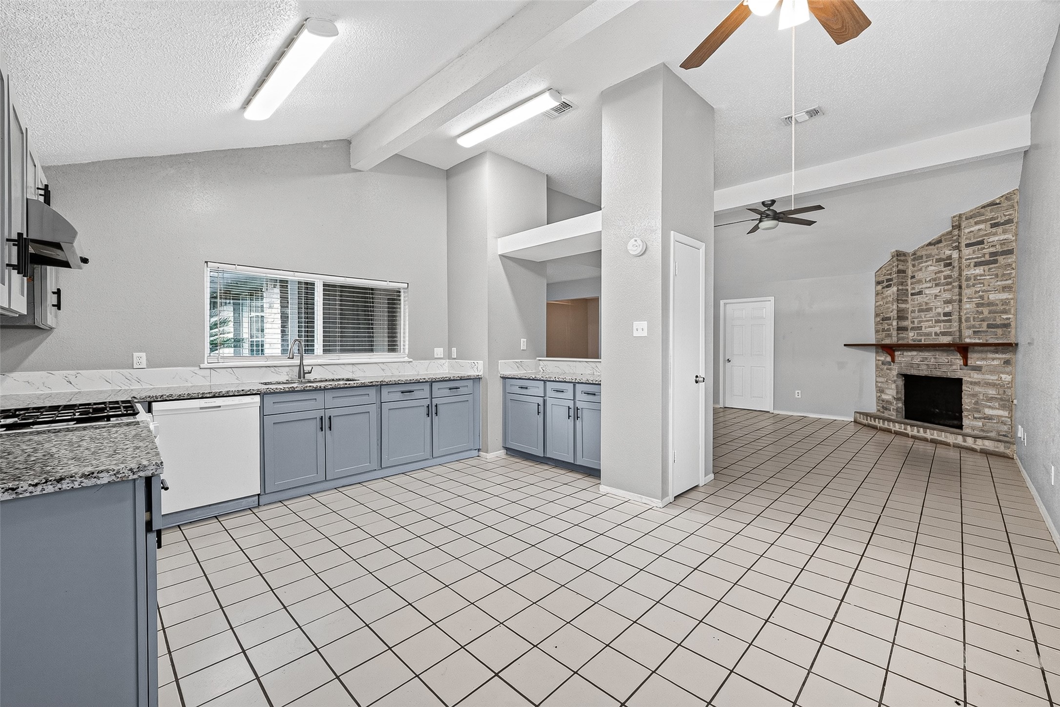 1811 Crosscoach Lane Property Photo 10