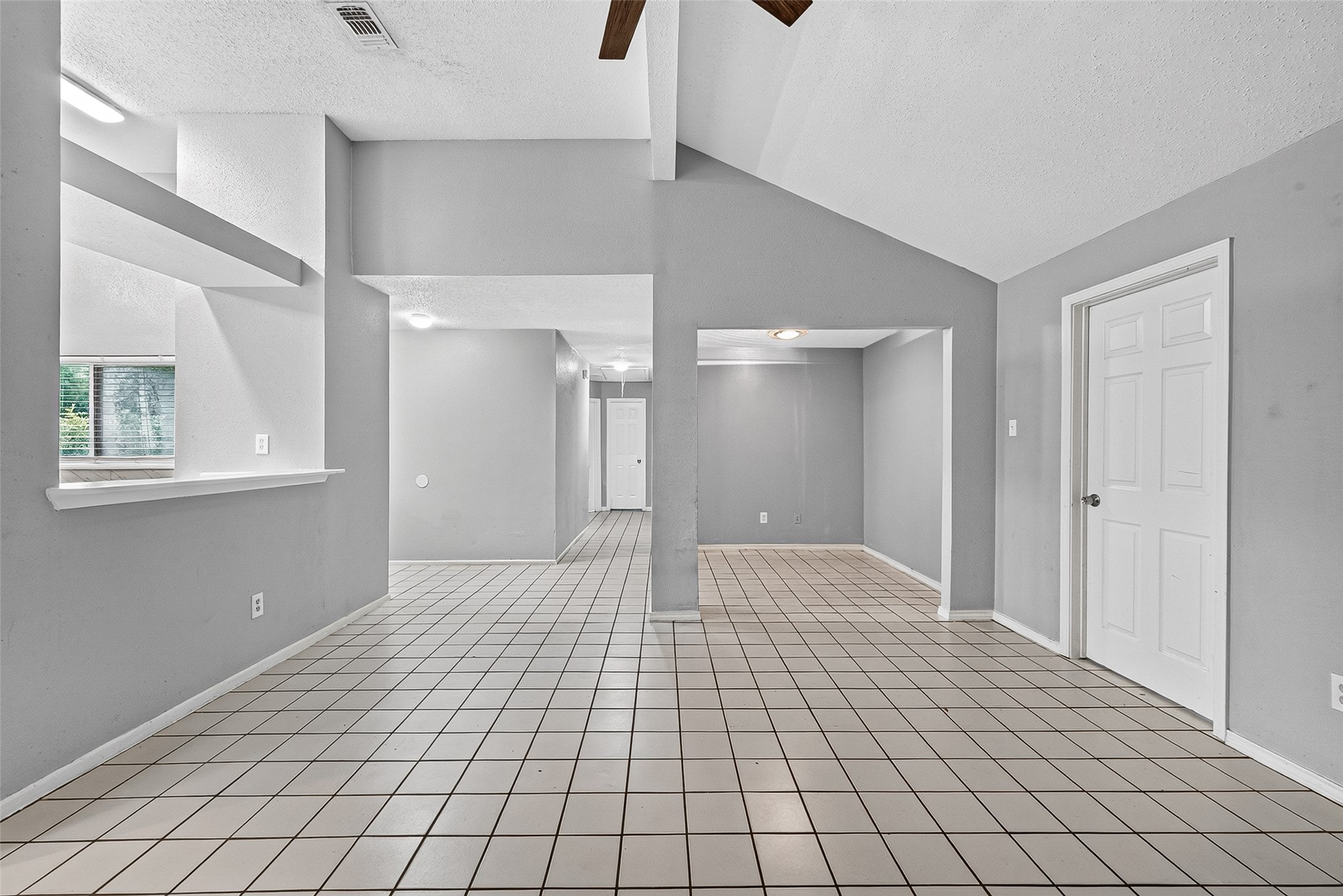 1811 Crosscoach Lane Property Photo 17