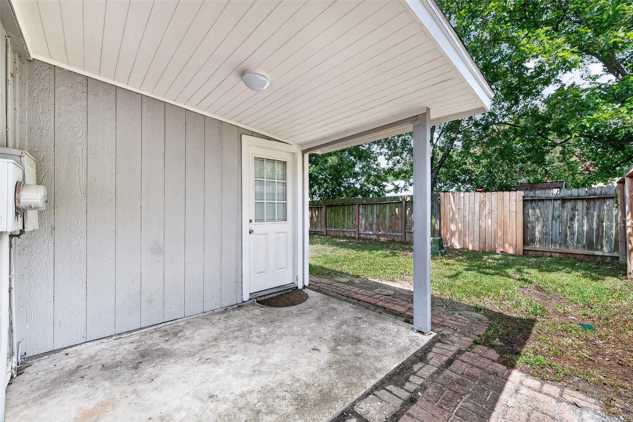 1811 Crosscoach Lane Property Photo 29
