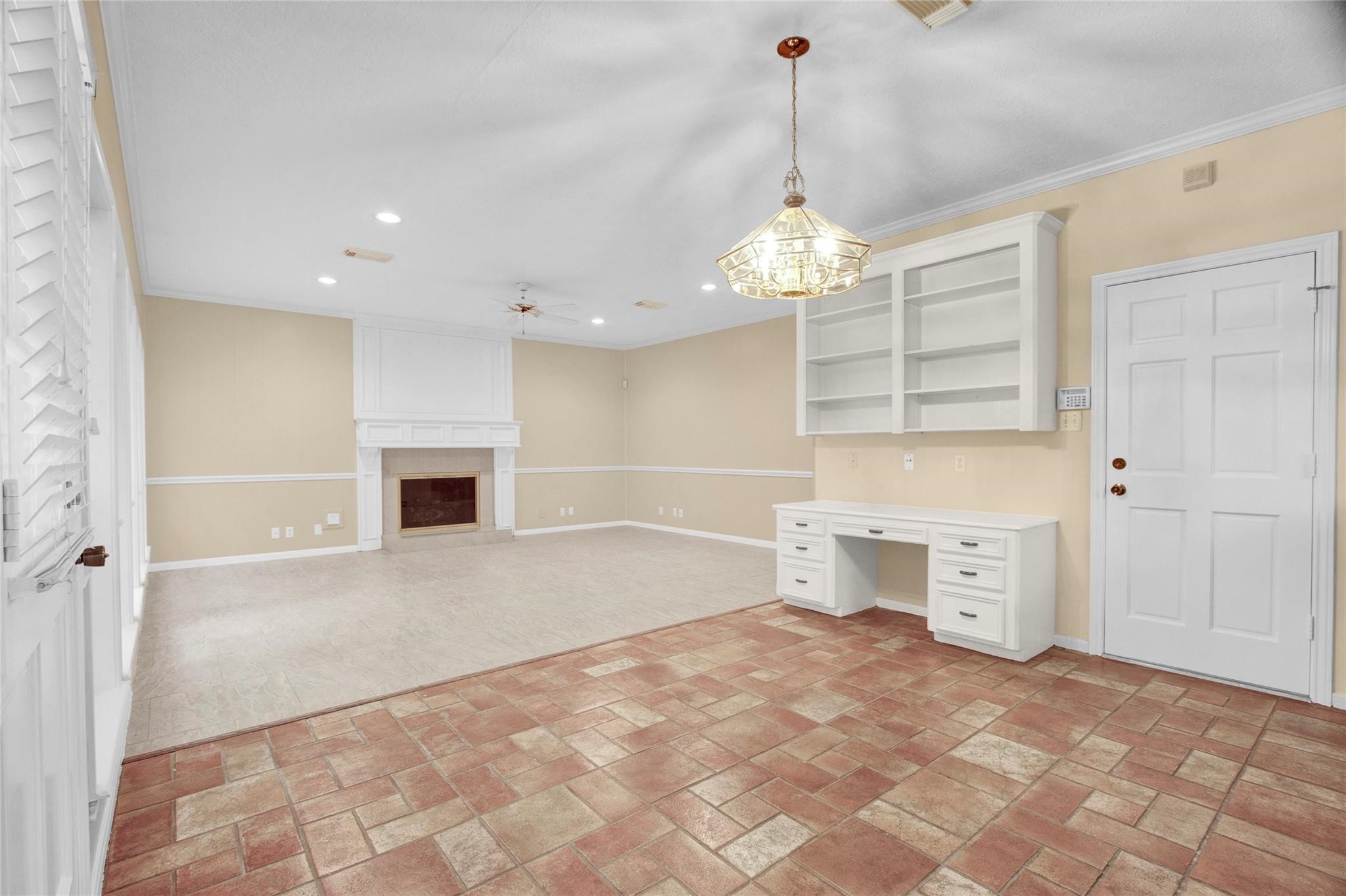 611 N Hickory Street Property Photo 13