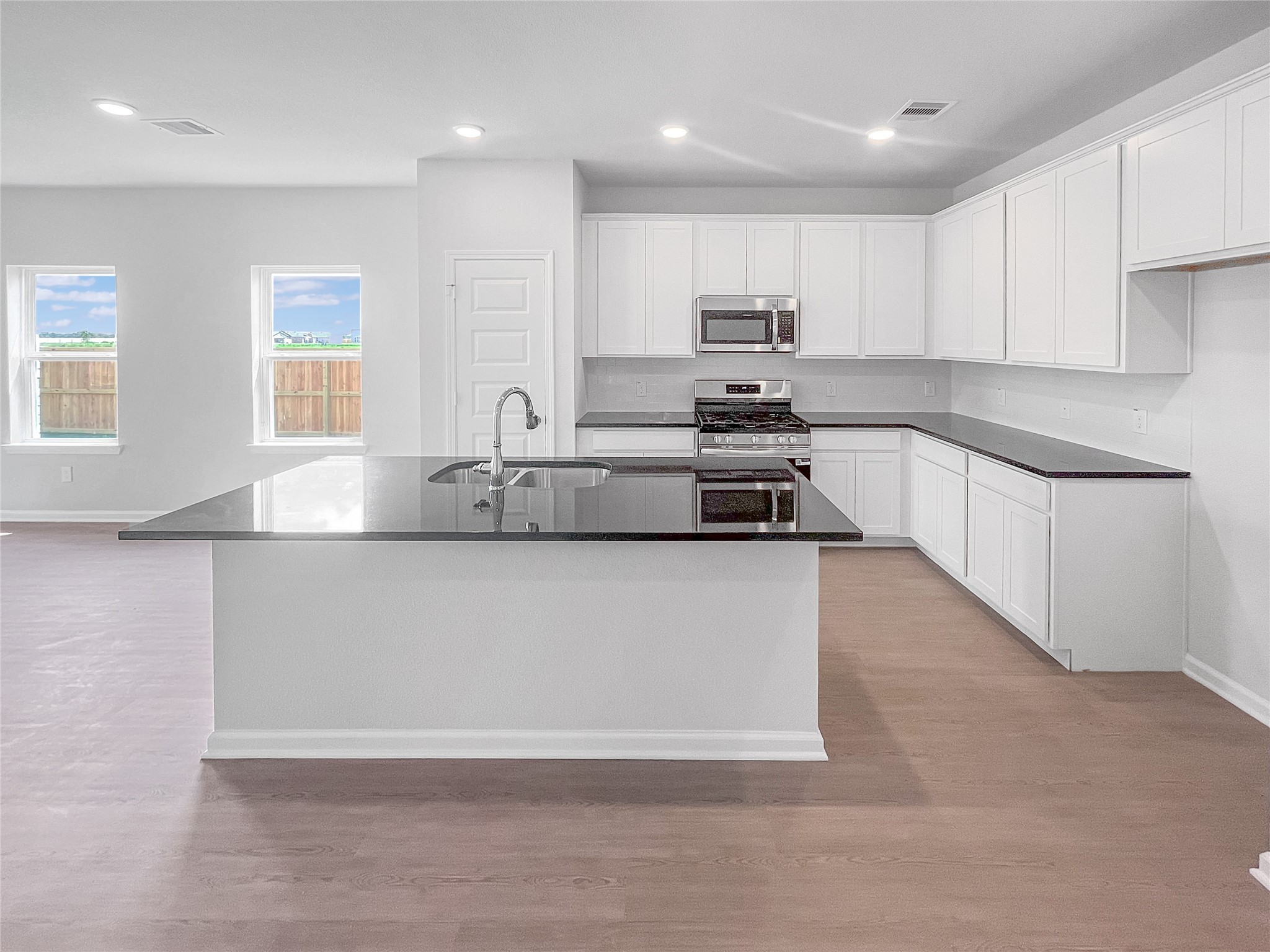 1629 River Scene Trail Property Photo 6