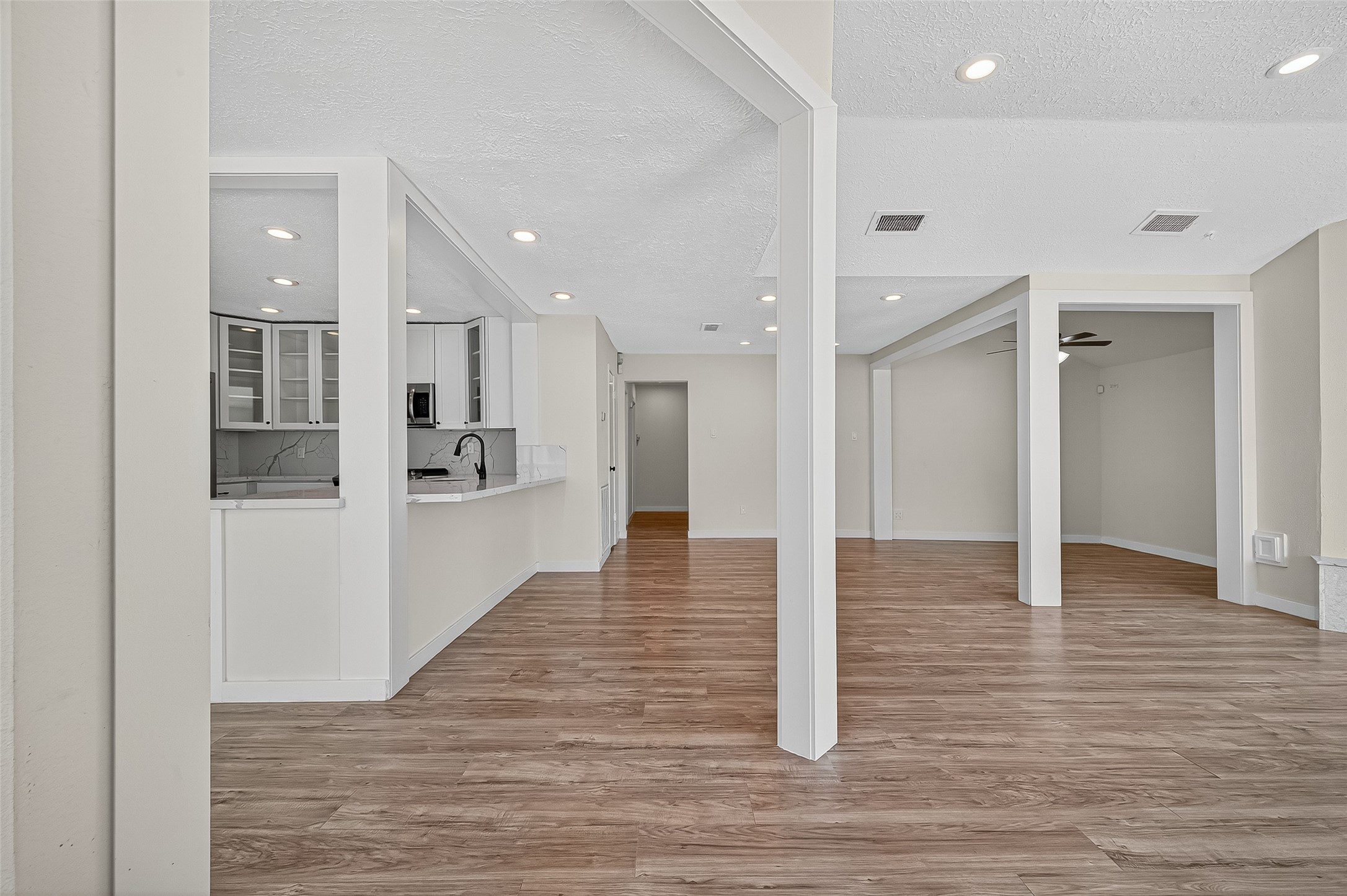 15914 Val Vista Drive Property Photo 11