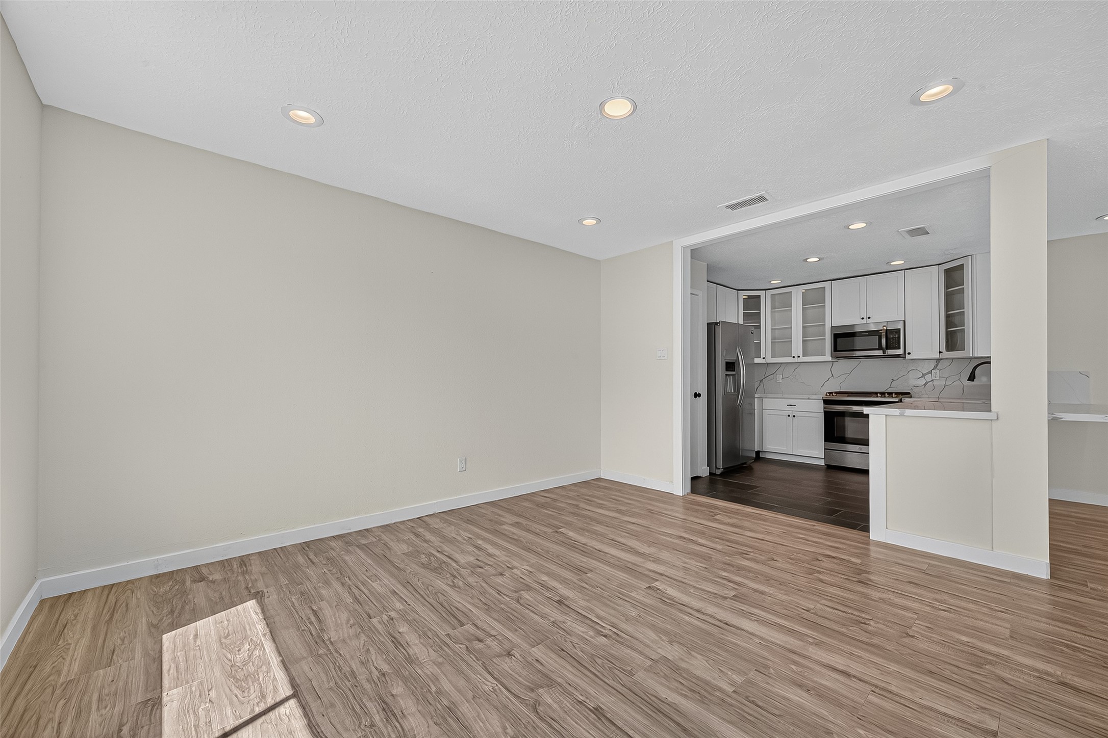 15914 Val Vista Drive Property Photo 13