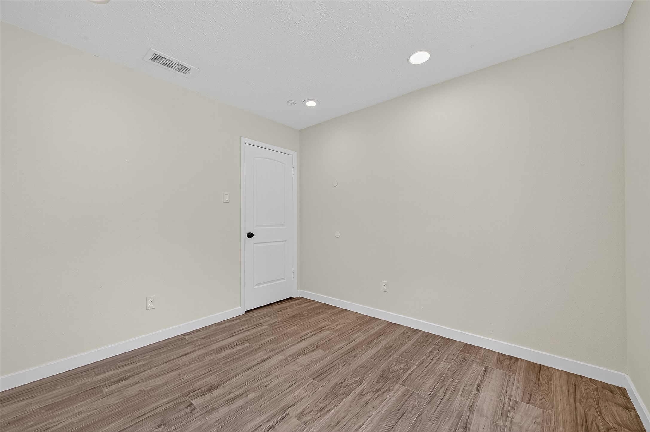15914 Val Vista Drive Property Photo 42