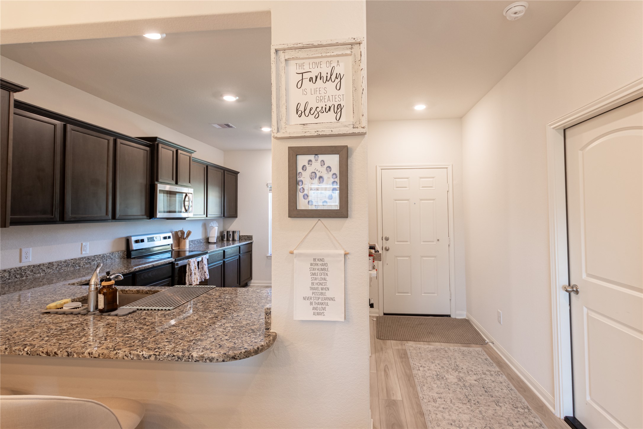 10723 Anthonomus Way Property Photo 8