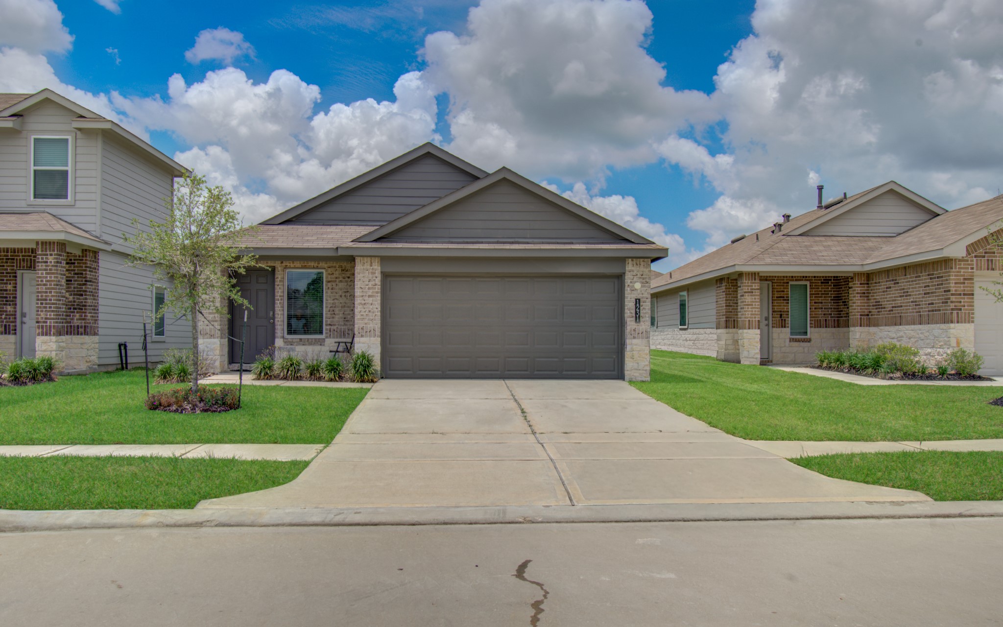 12319 Lariat Run Drive Property Photo 1