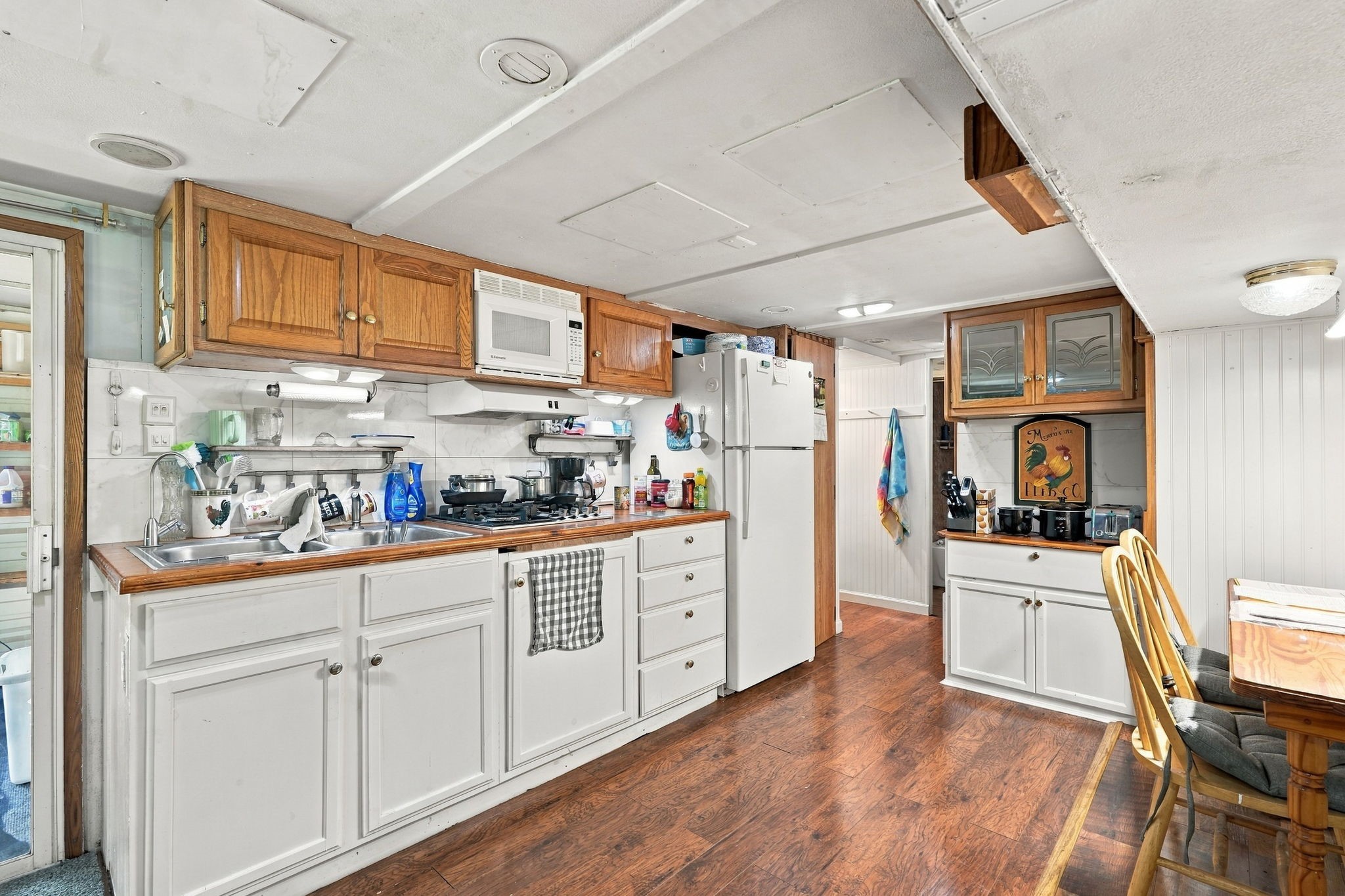 11 Pine Road W Property Photo 10