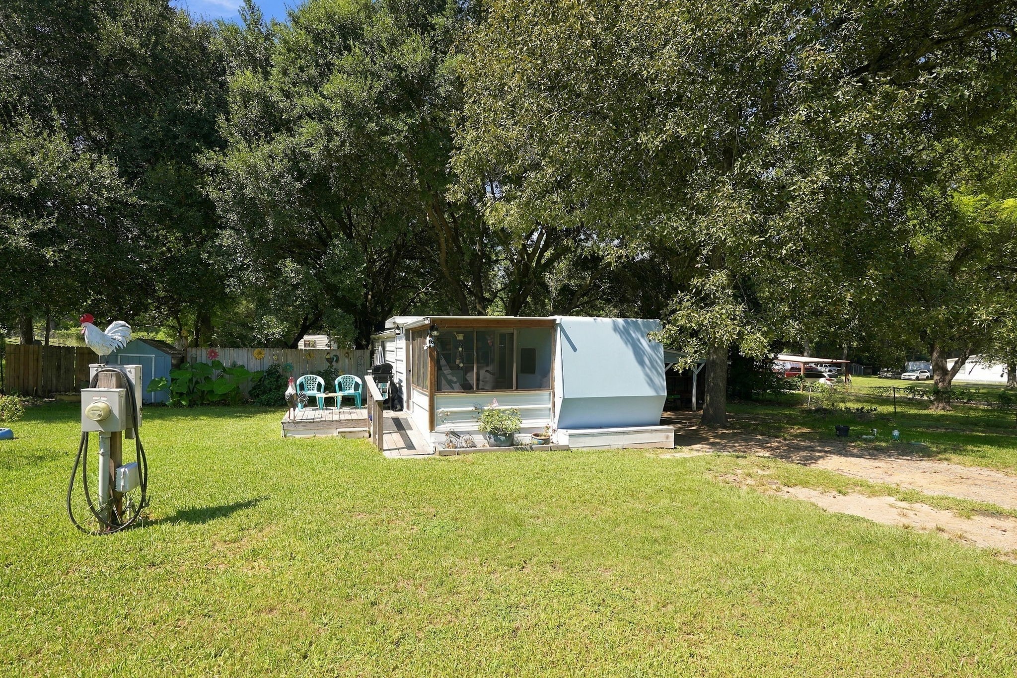11 Pine Road W Property Photo 31