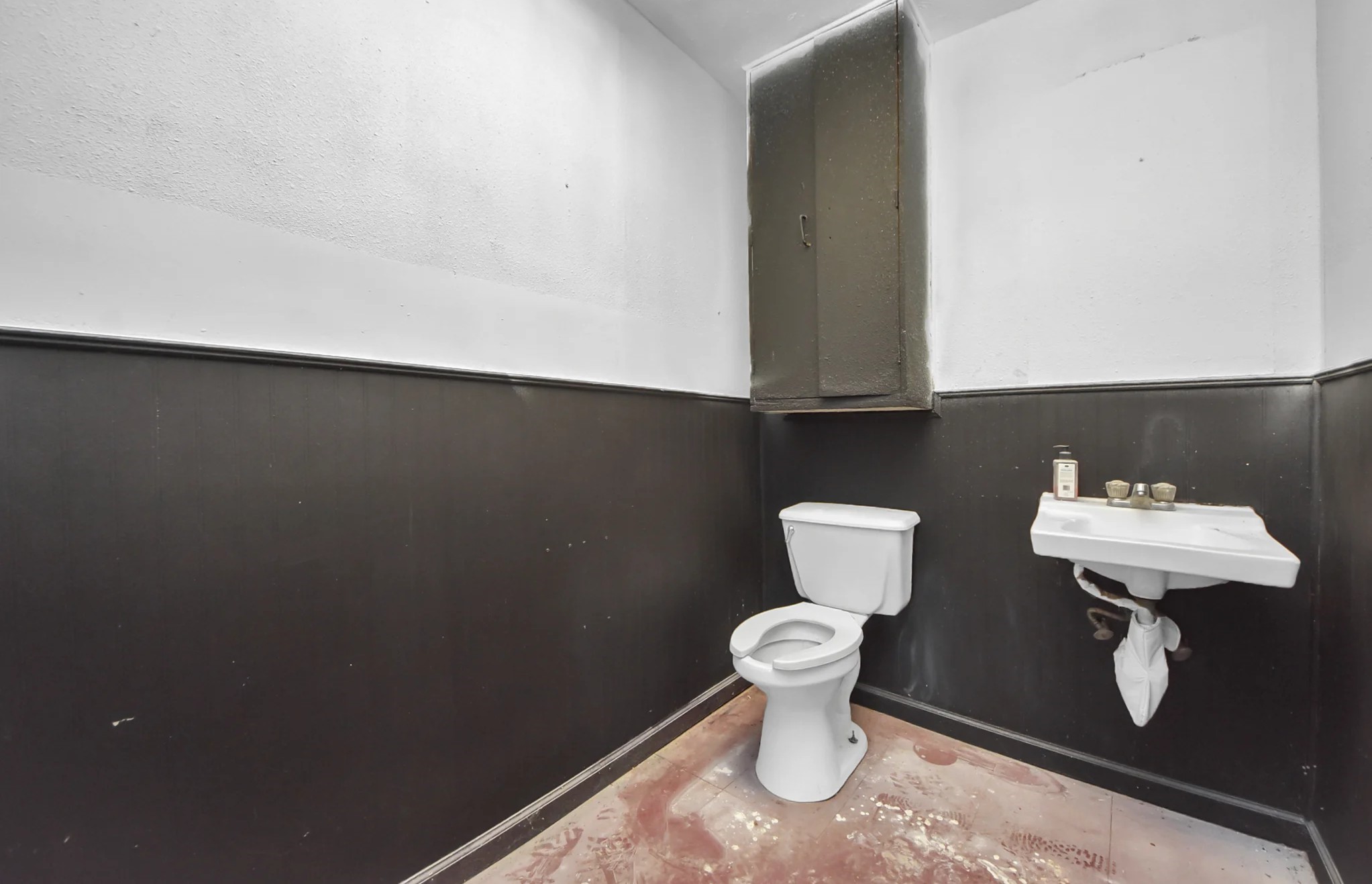 8101 Tidwell Road Property Photo 7