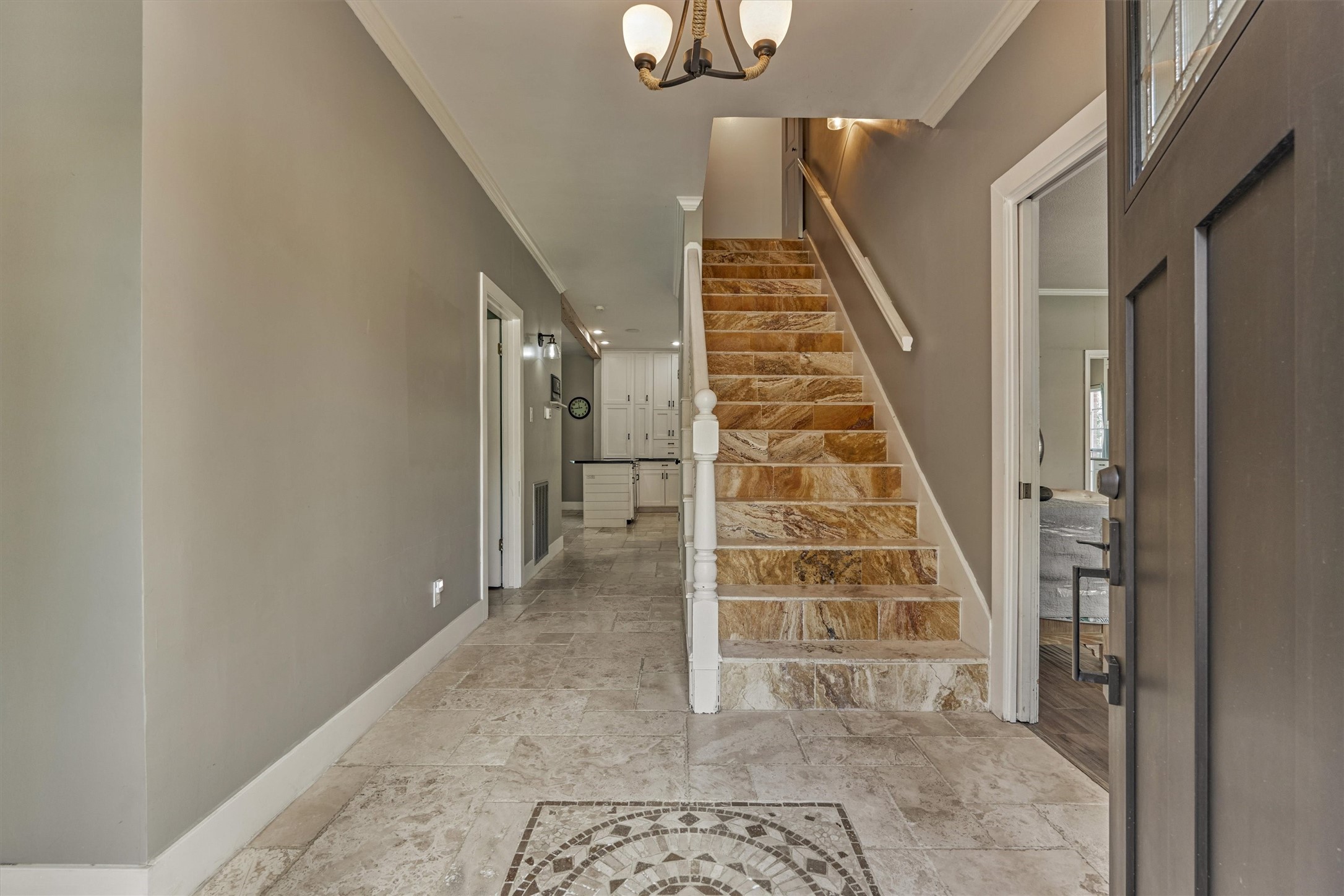 8710 Cross Country Drive Property Photo 5