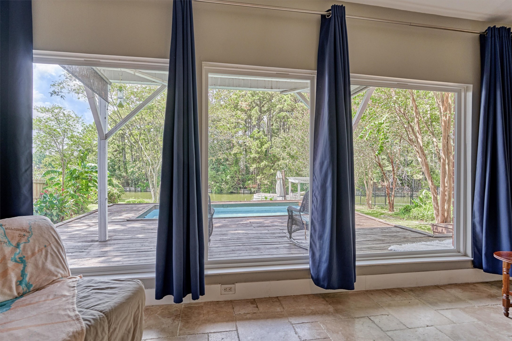 8710 Cross Country Drive Property Photo 16