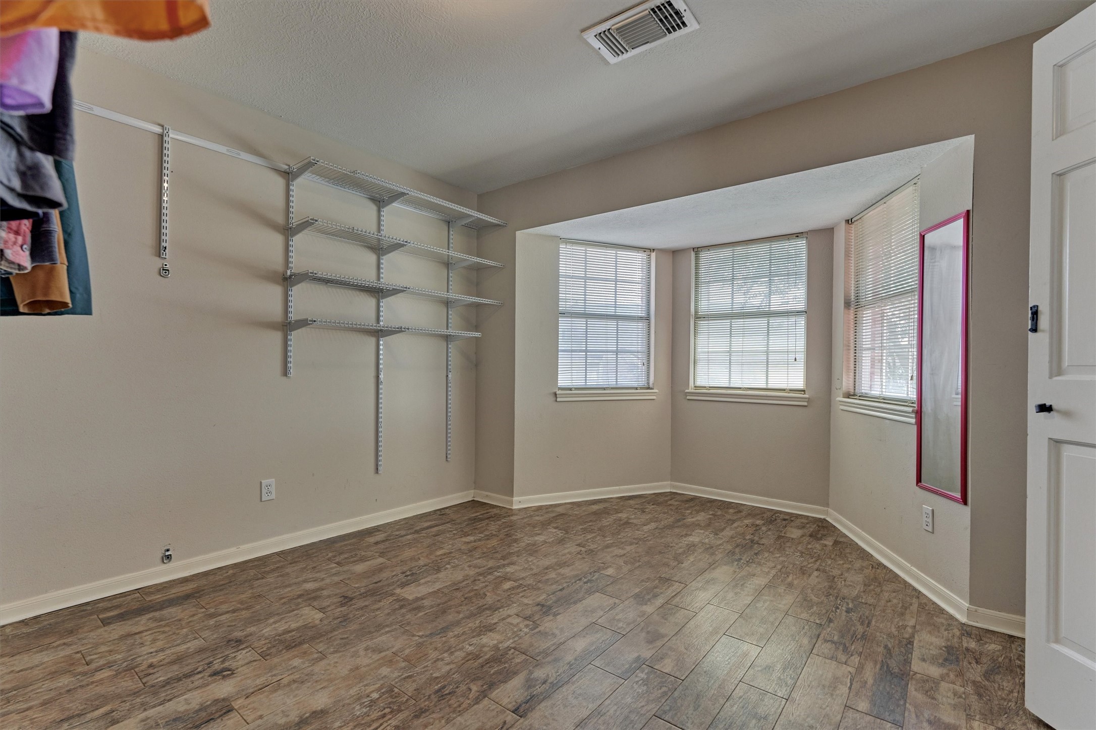 8710 Cross Country Drive Property Photo 27