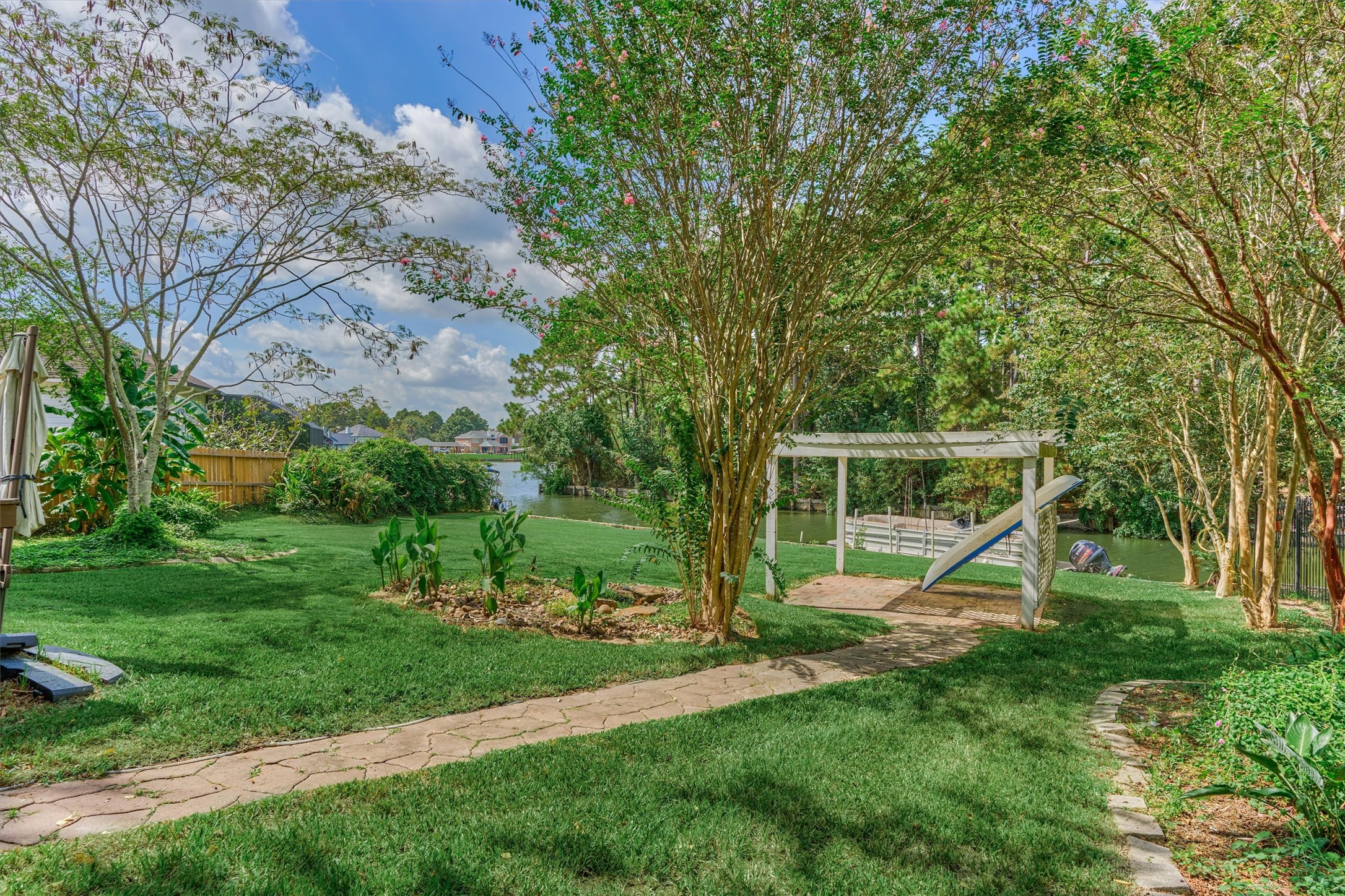 8710 Cross Country Drive Property Photo 33
