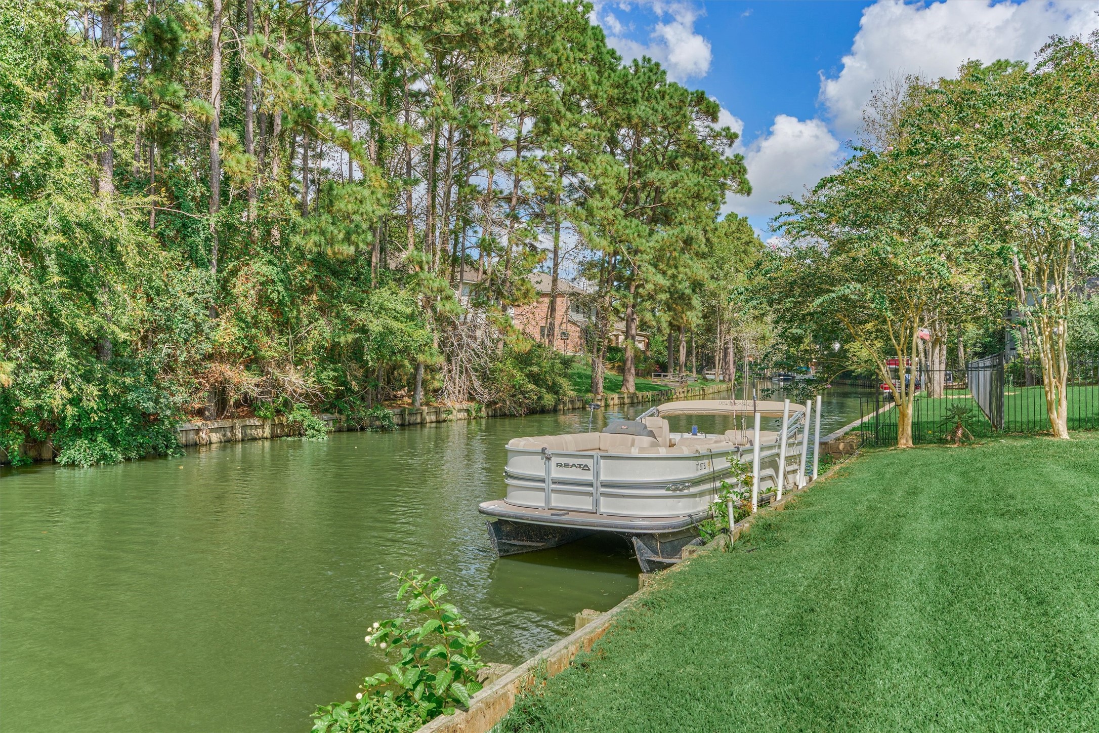 8710 Cross Country Drive Property Photo 35