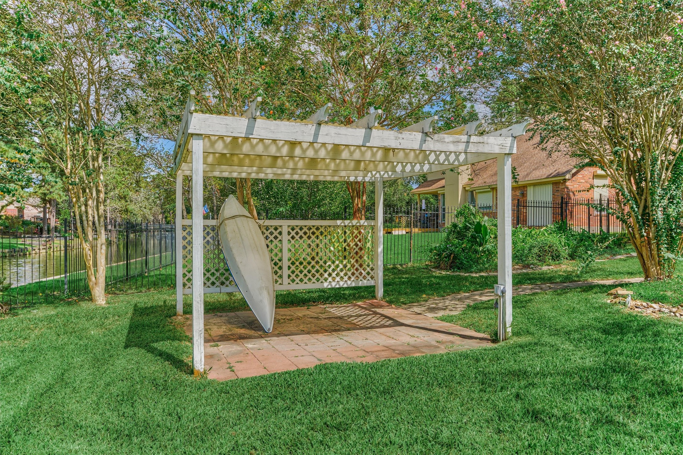 8710 Cross Country Drive Property Photo 37