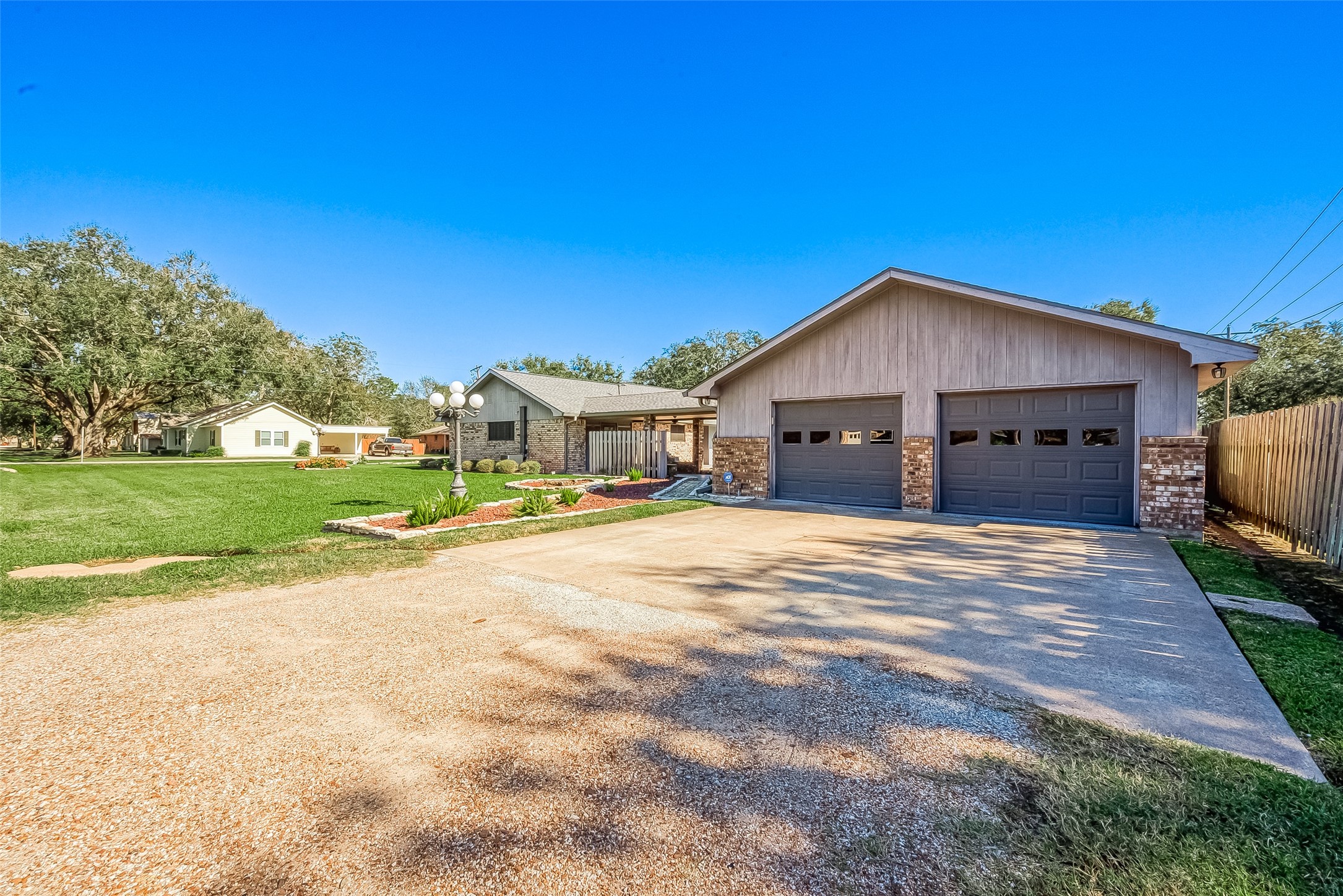 9306 Union Street Property Photo 4