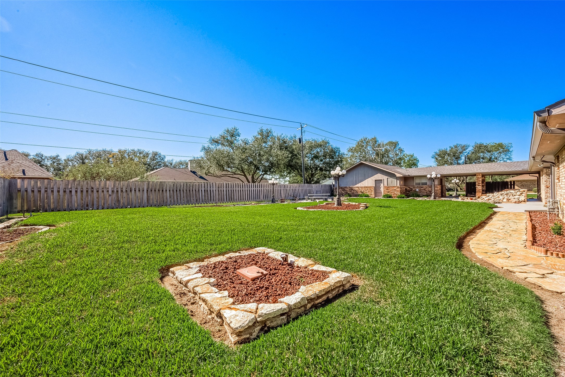 9306 Union Street Property Photo 47