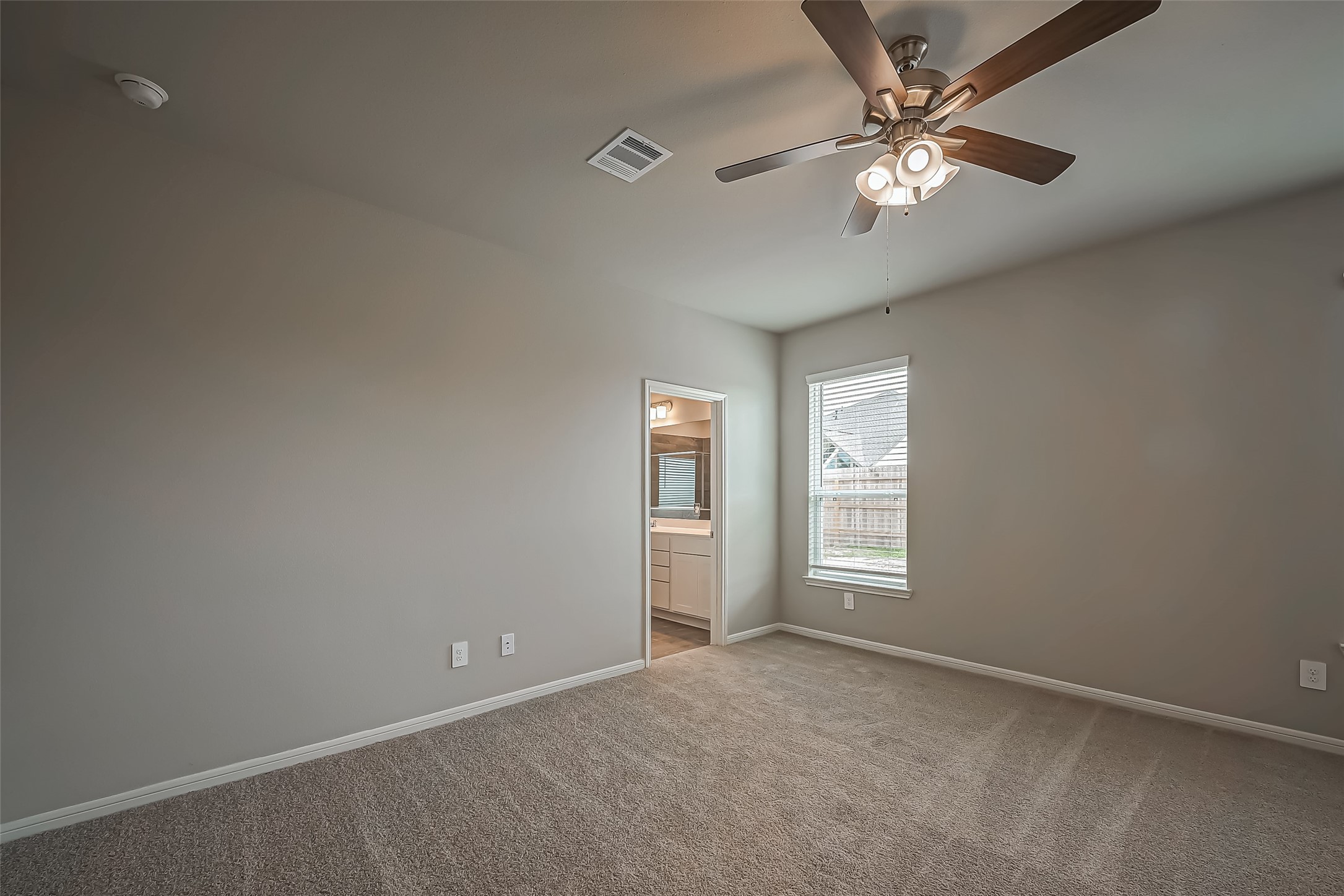 2216 Port Jackson Property Photo 28