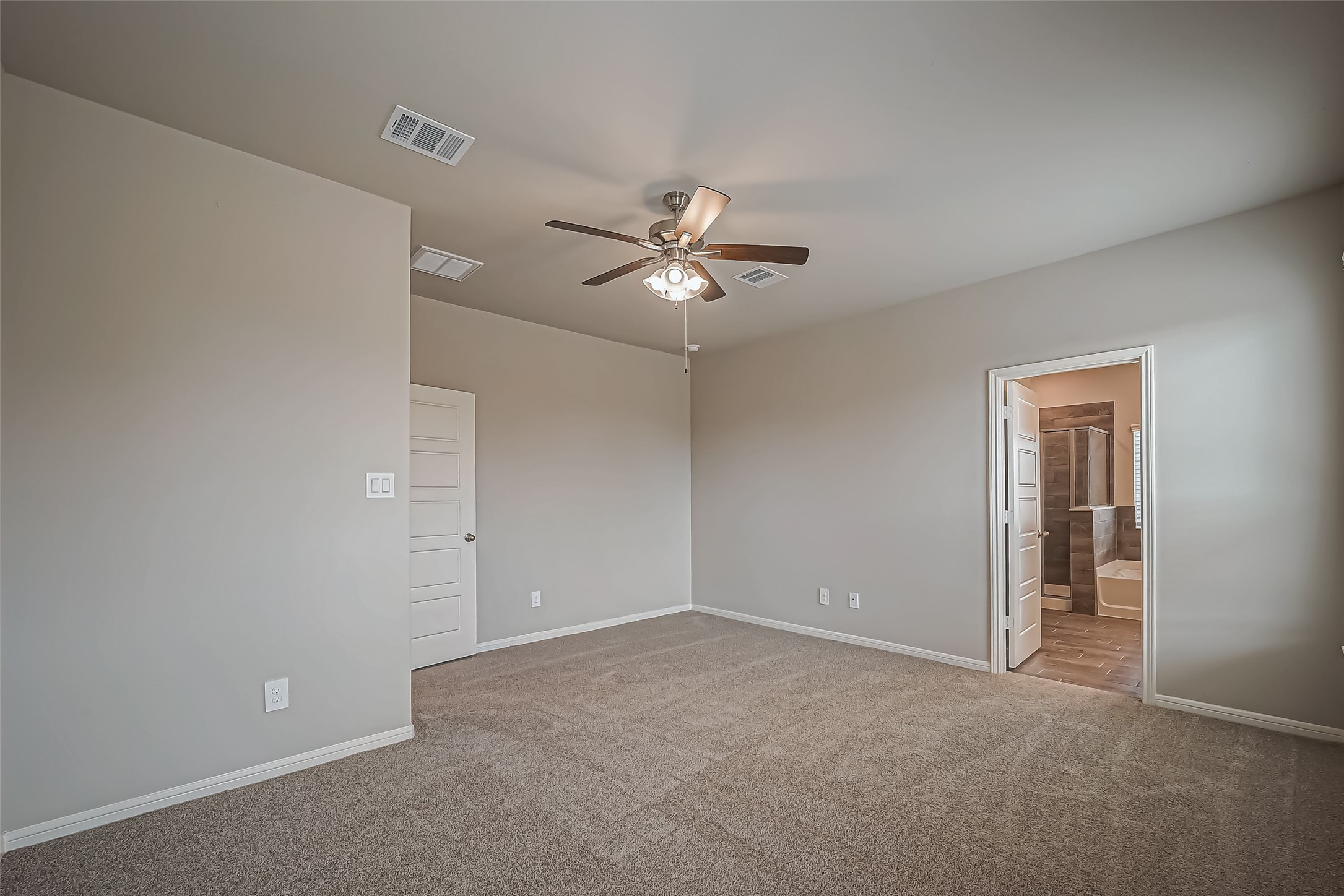 2216 Port Jackson Property Photo 30