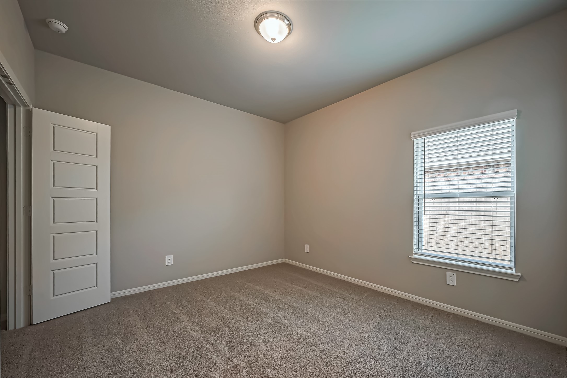 2216 Port Jackson Property Photo 42