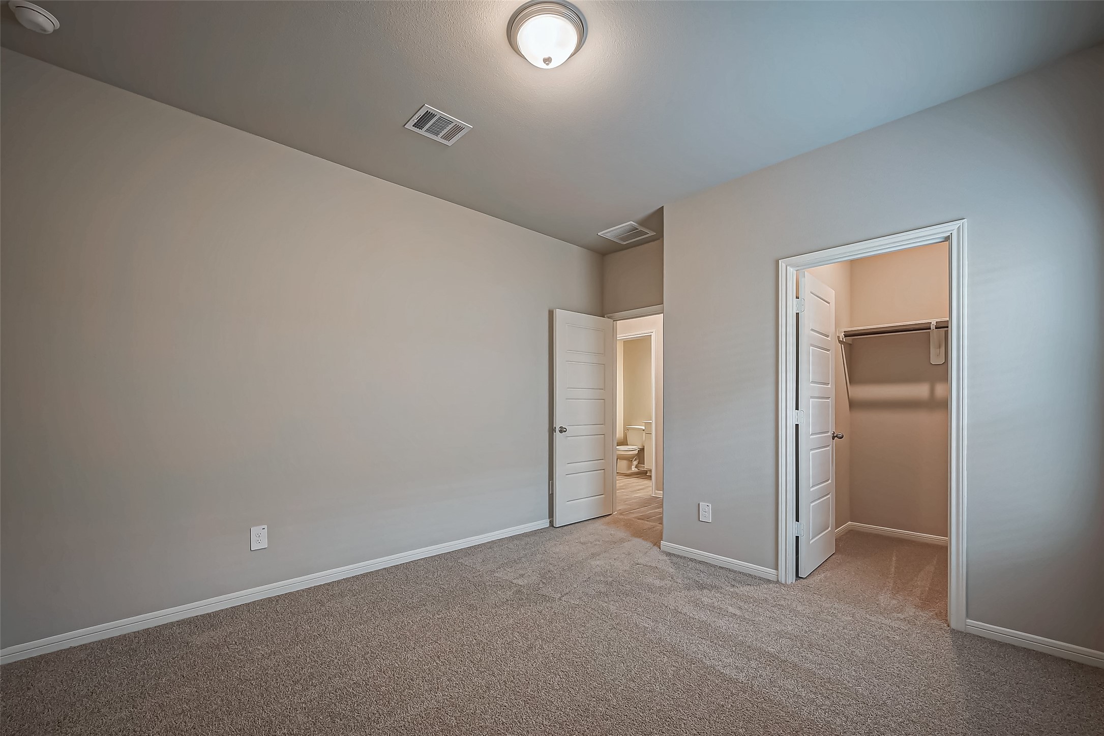 2216 Port Jackson Property Photo 47