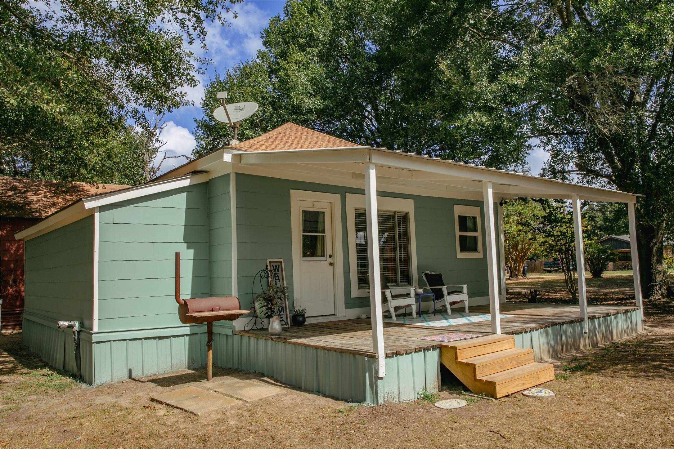 845 2nd Street Property Photo 1