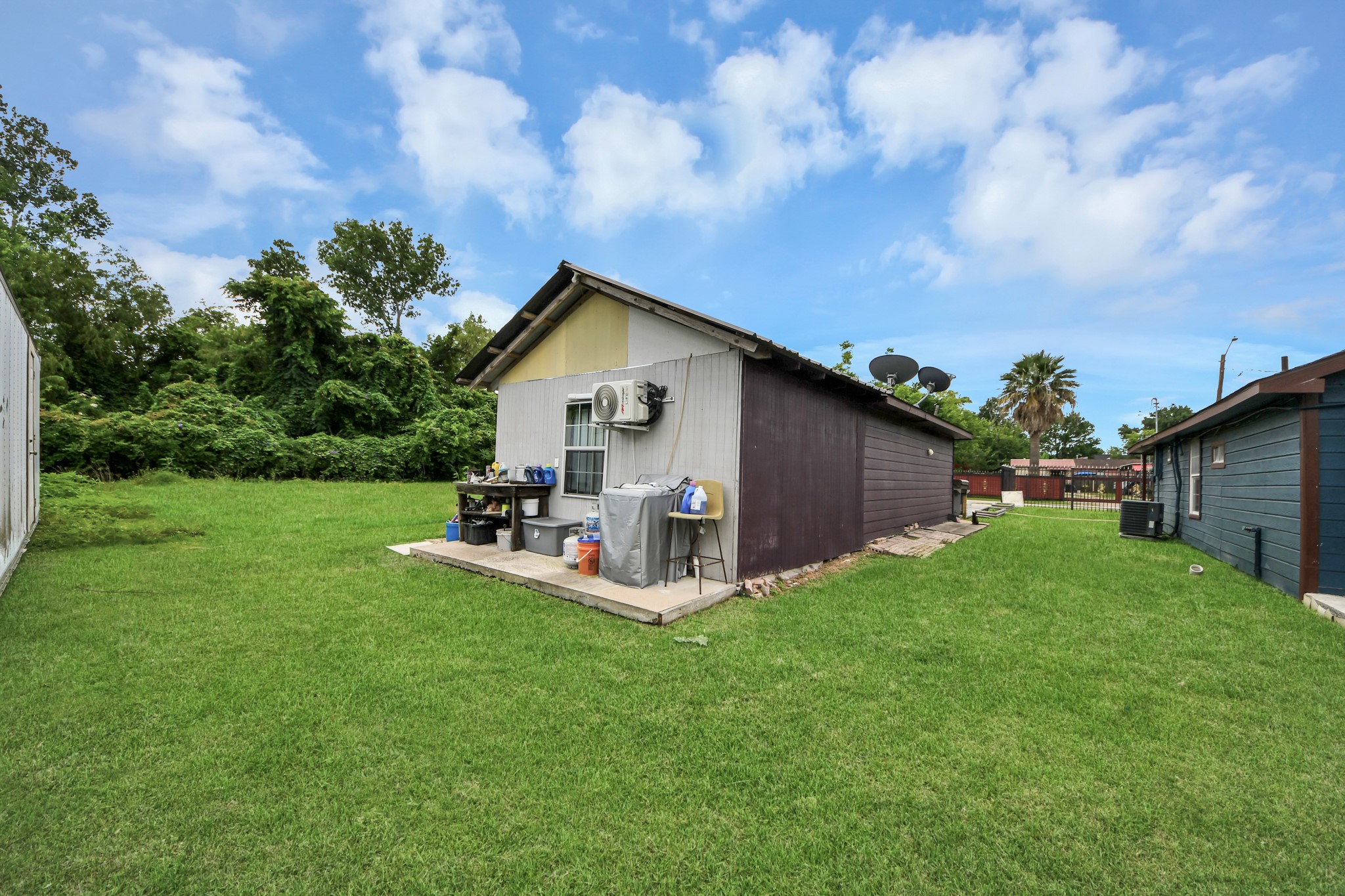 8227 Chadwick Street Property Photo 15