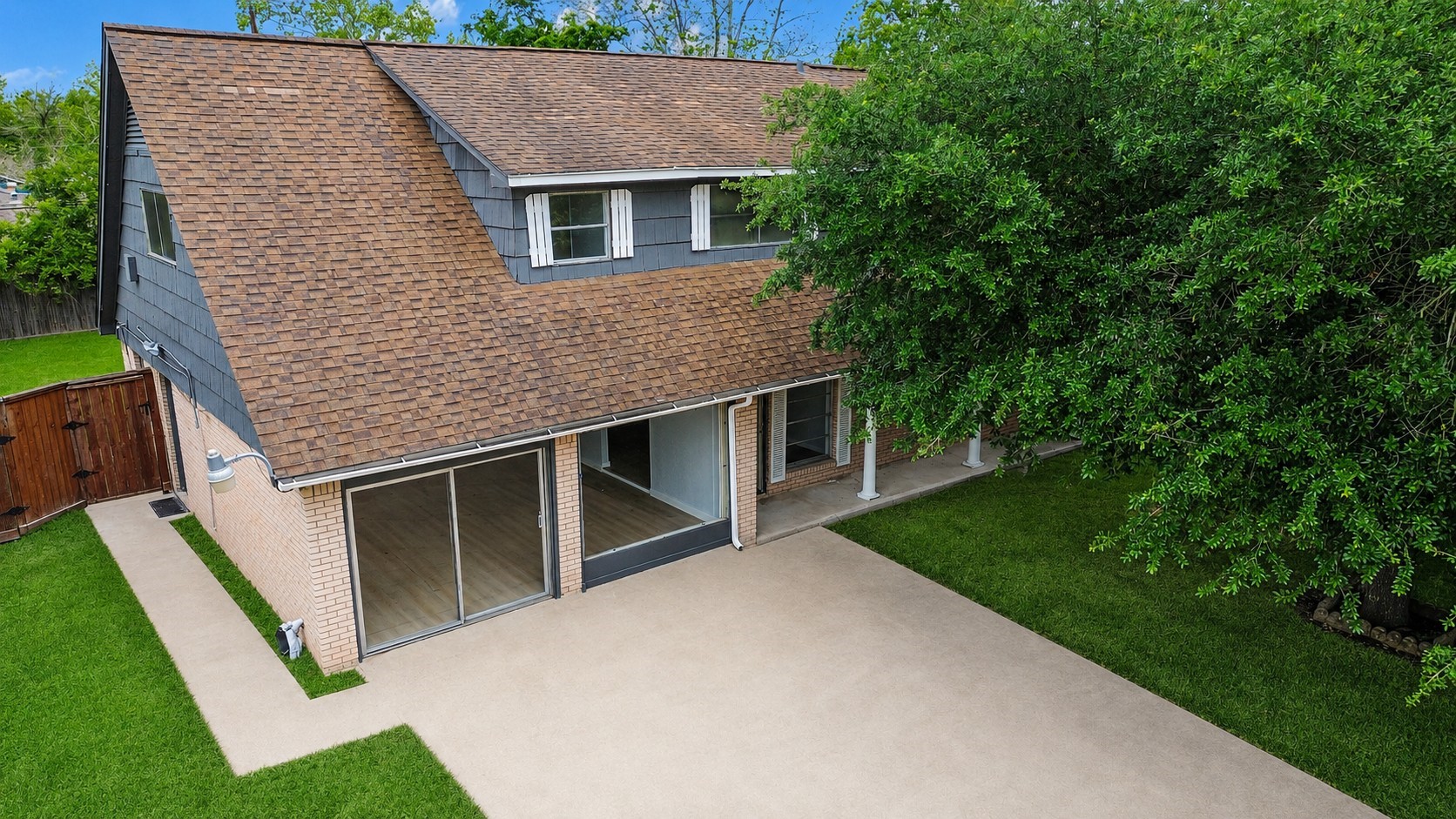 5515 Greylog Drive Property Photo 1