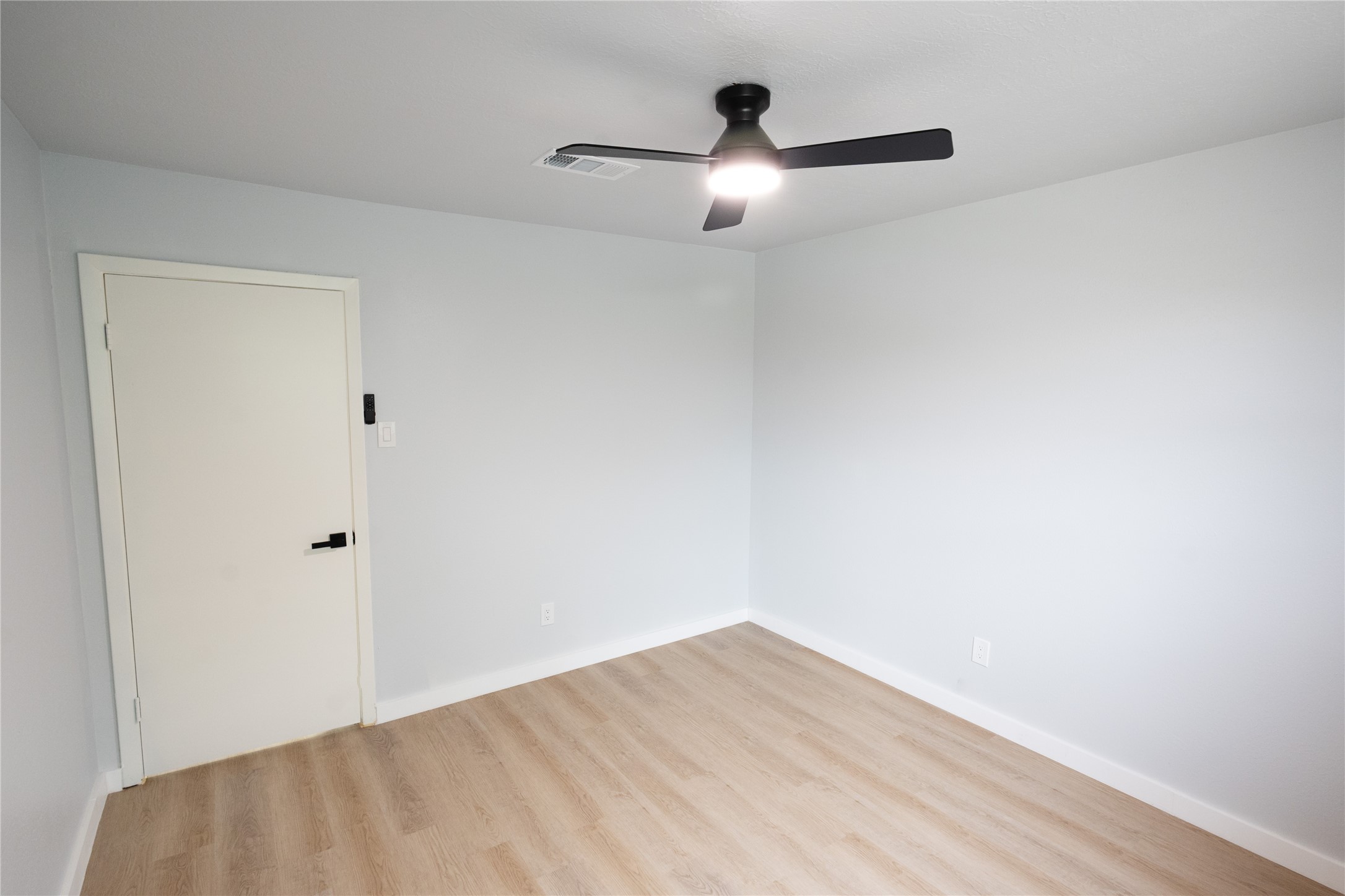 5515 Greylog Drive Property Photo 46