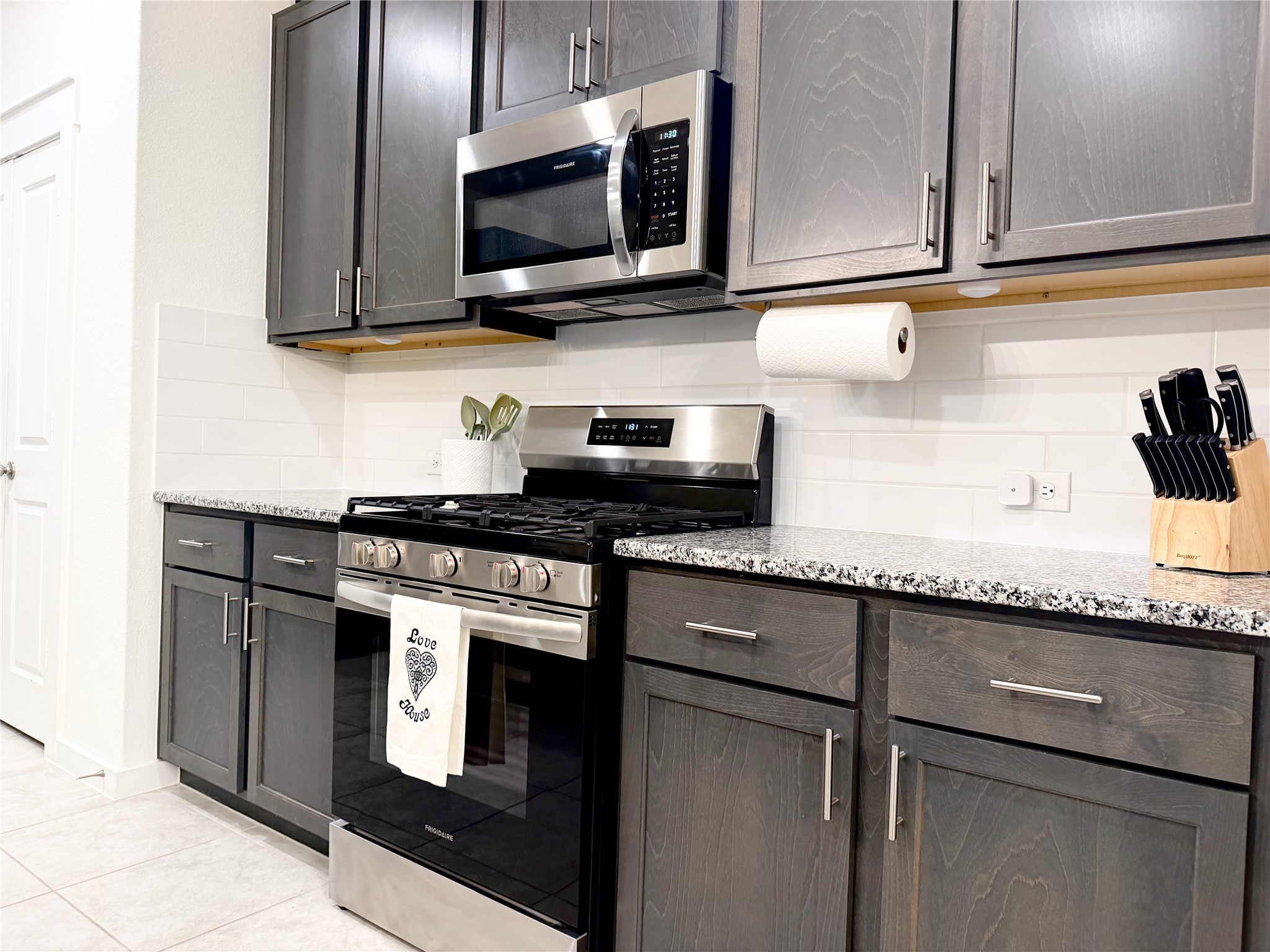 4724 Peony Green Drive Property Photo 16