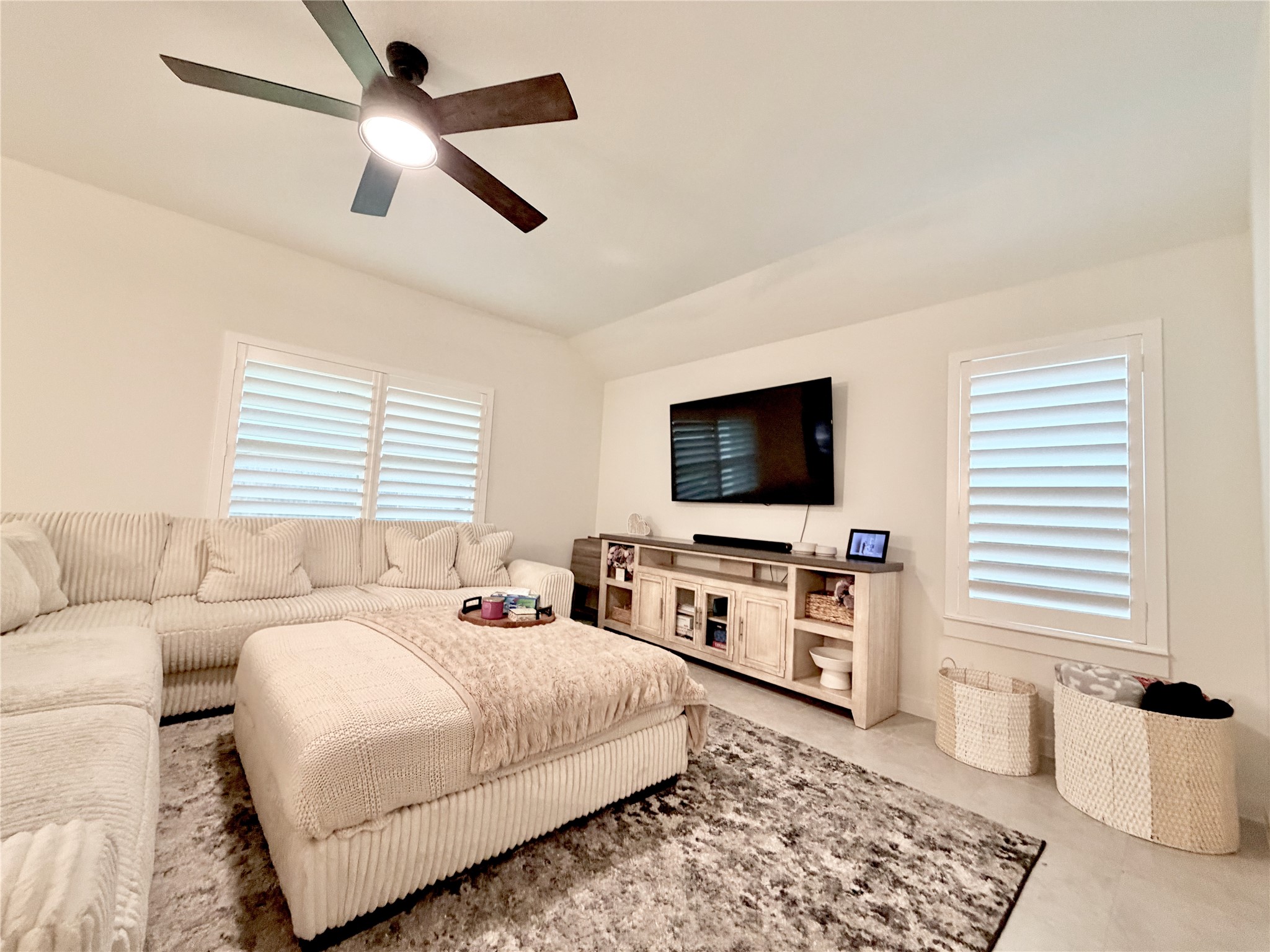 4724 Peony Green Drive Property Photo 22