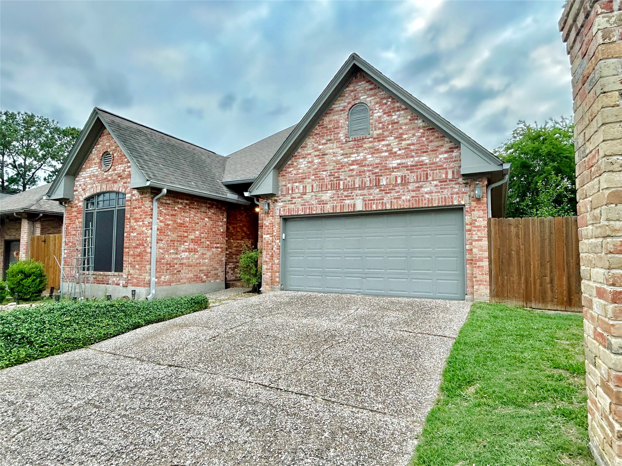 16306 Knightrider Drive Property Photo 2