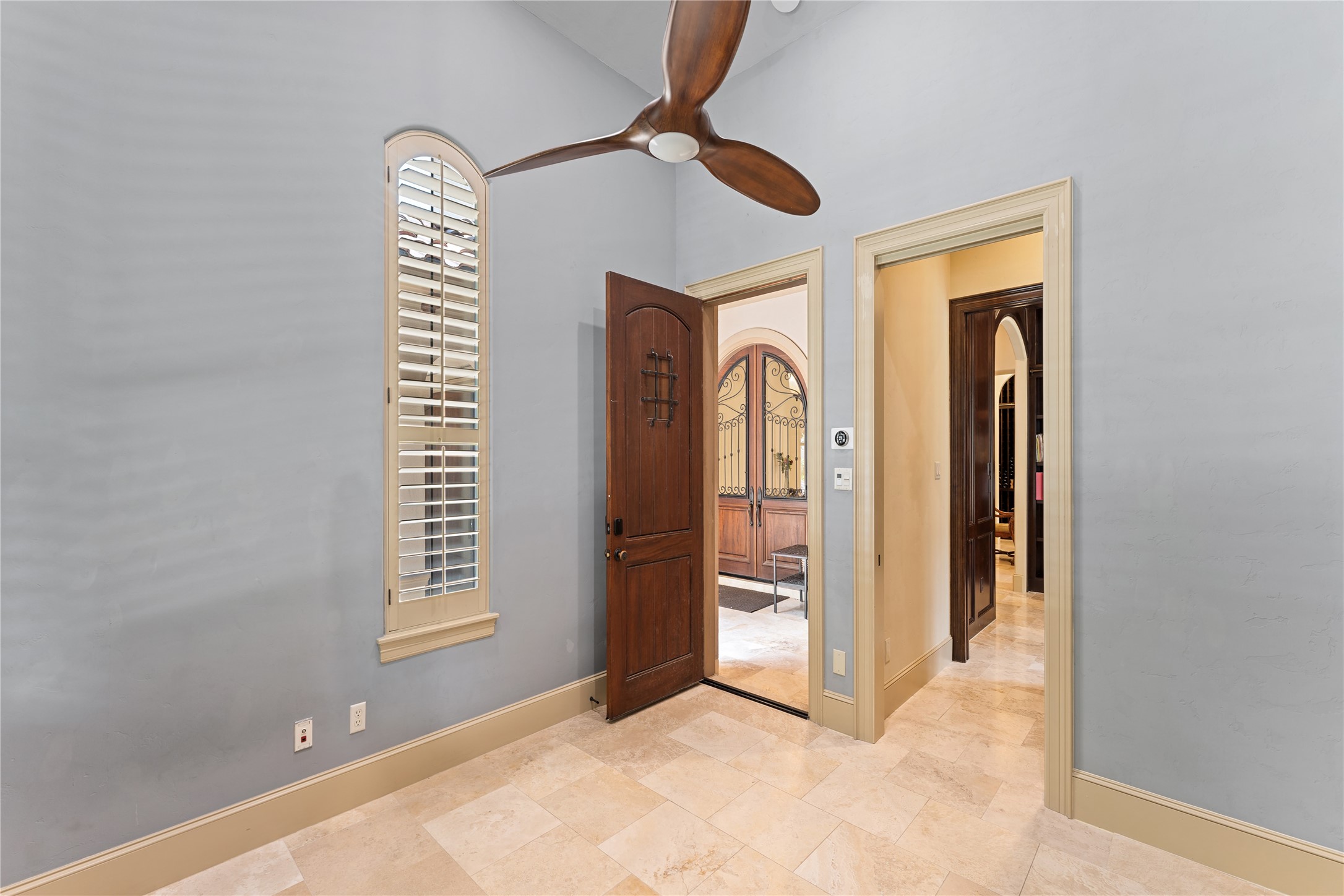 79 Golden Scroll Circle Property Photo 19