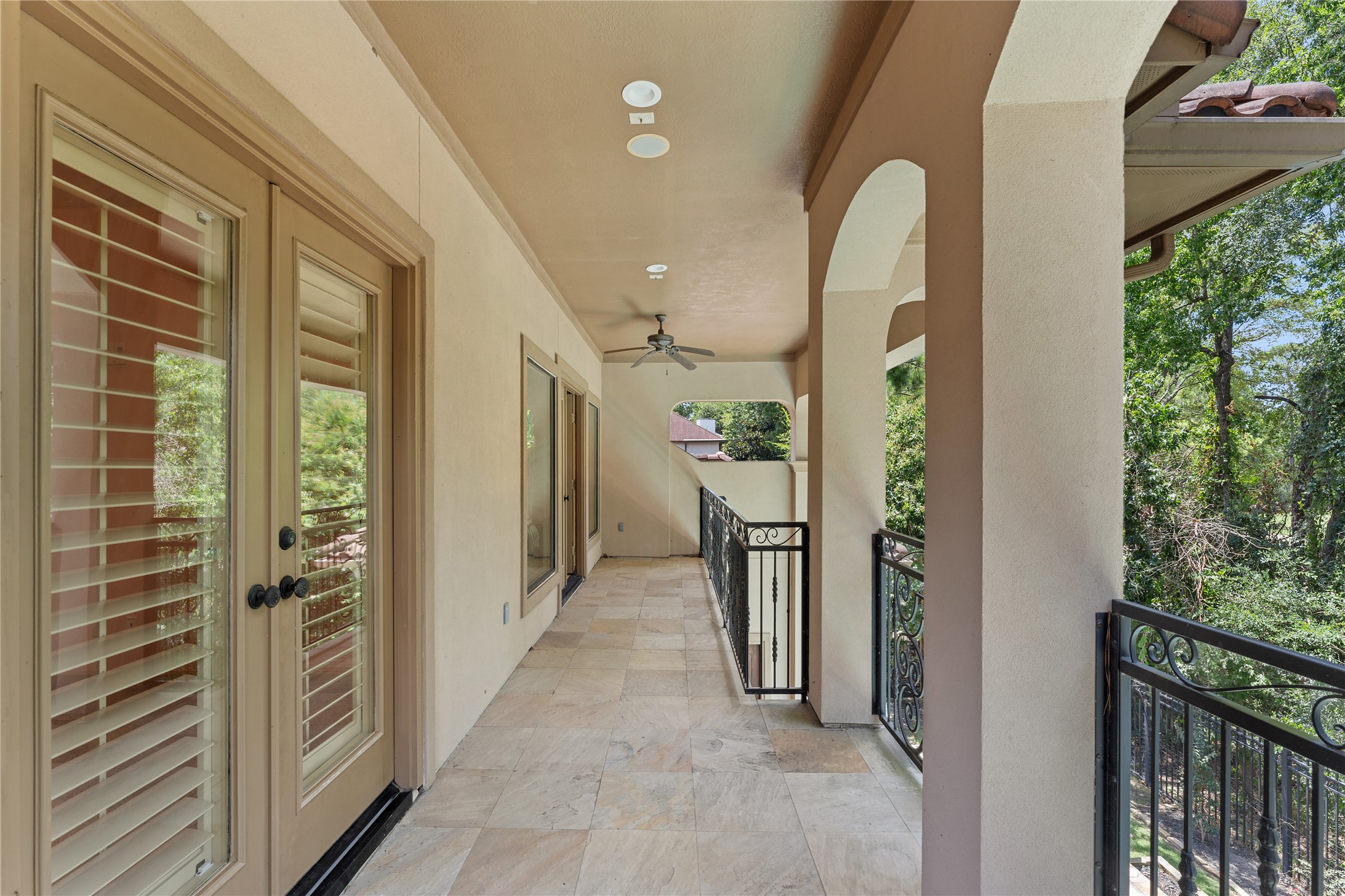 79 Golden Scroll Circle Property Photo 25
