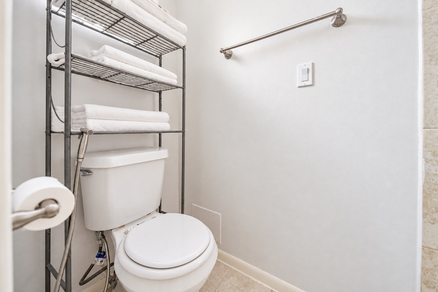 10550 Towneview Drive Property Photo 3