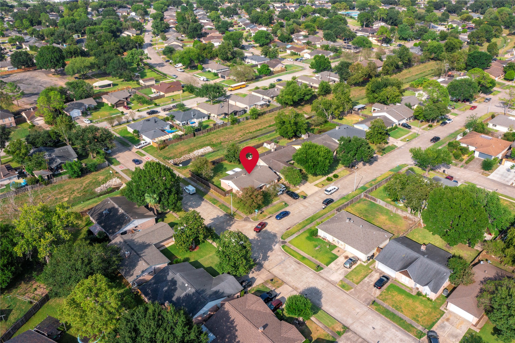 10550 Towneview Drive Property Photo 11