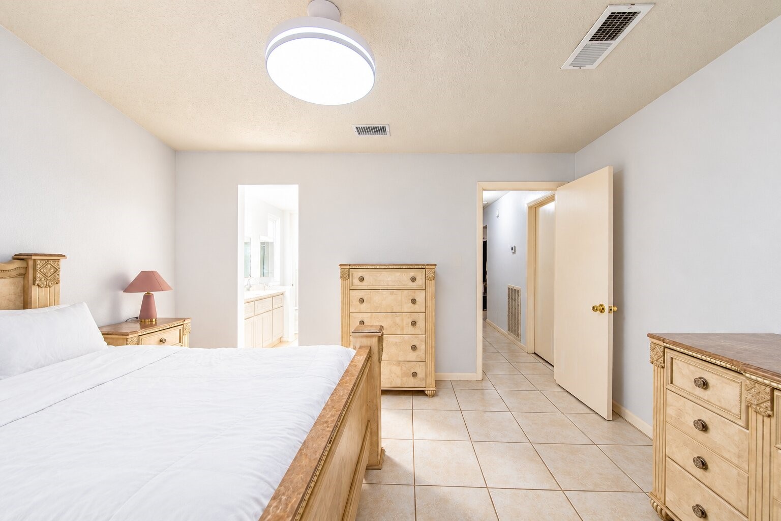 10550 Towneview Drive Property Photo 23