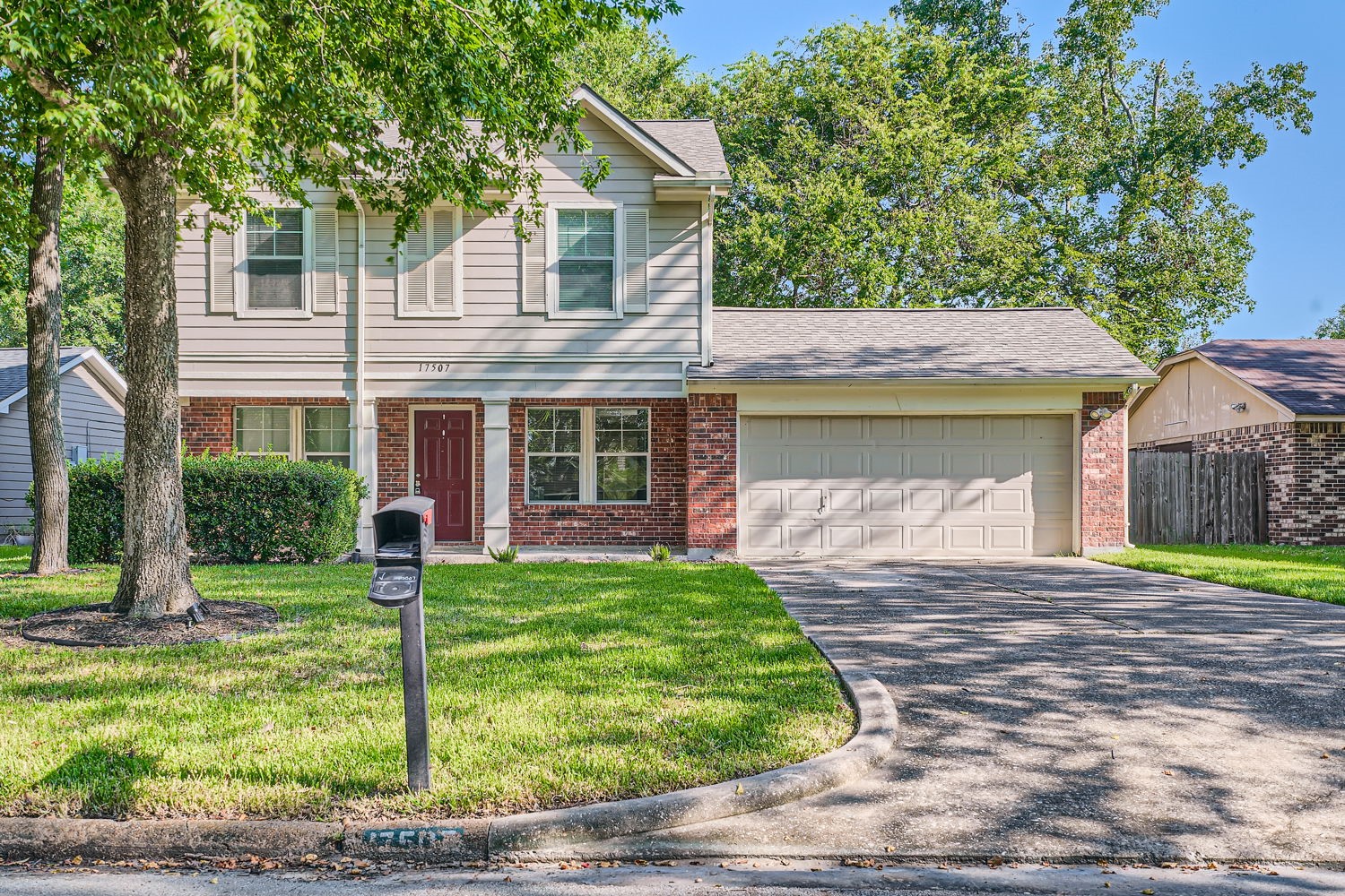 17507 S Compass Rose Circle Property Photo 1