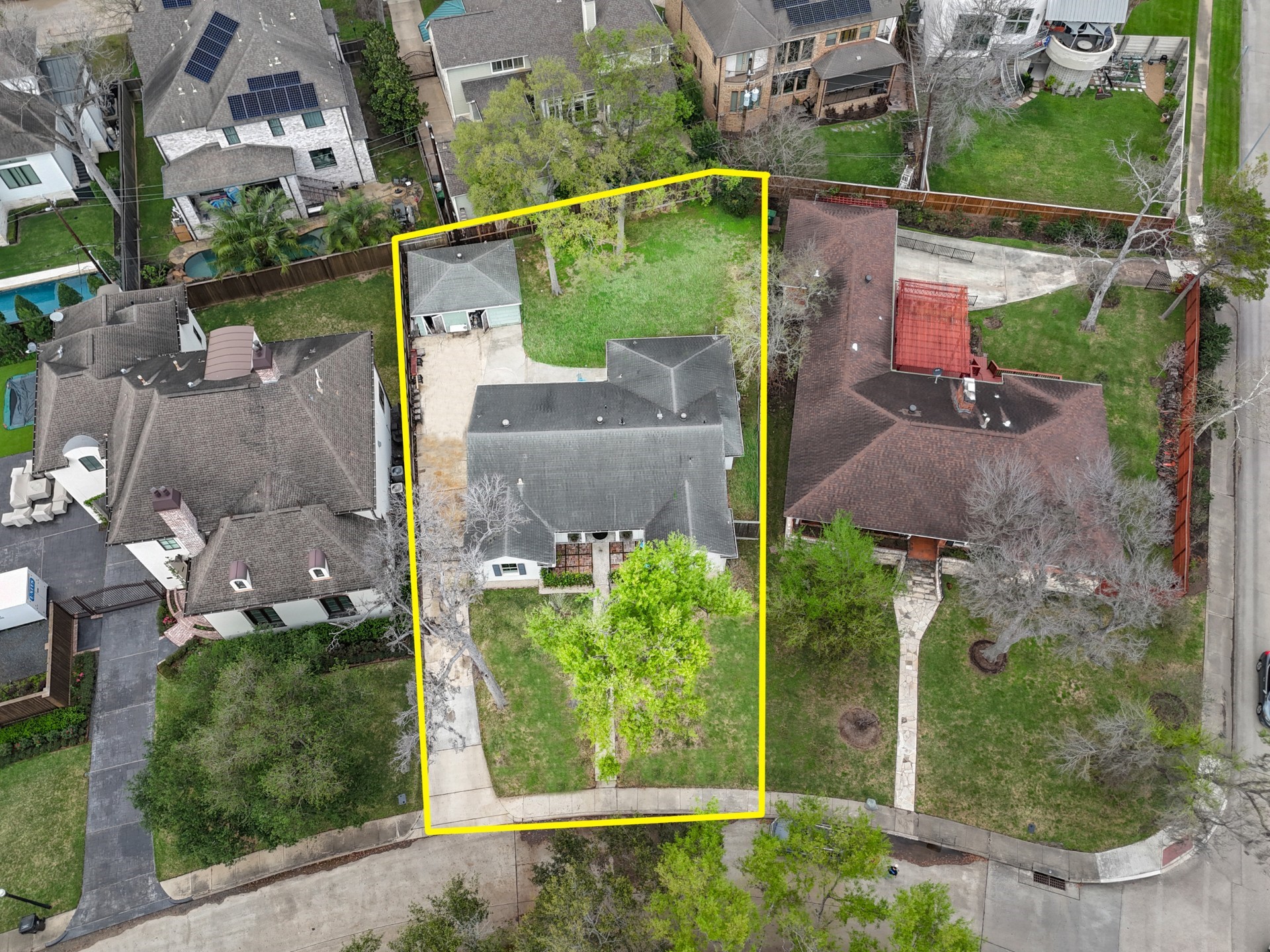 3310 Durness Way Property Photo 2