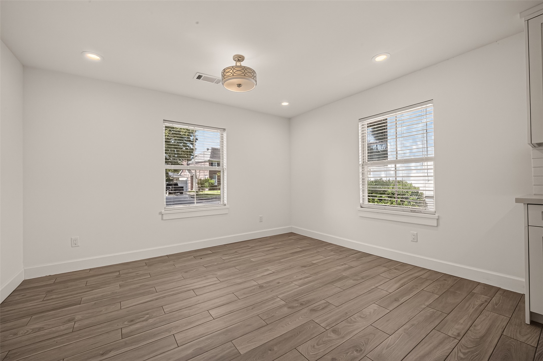 3310 Durness Way Property Photo 7
