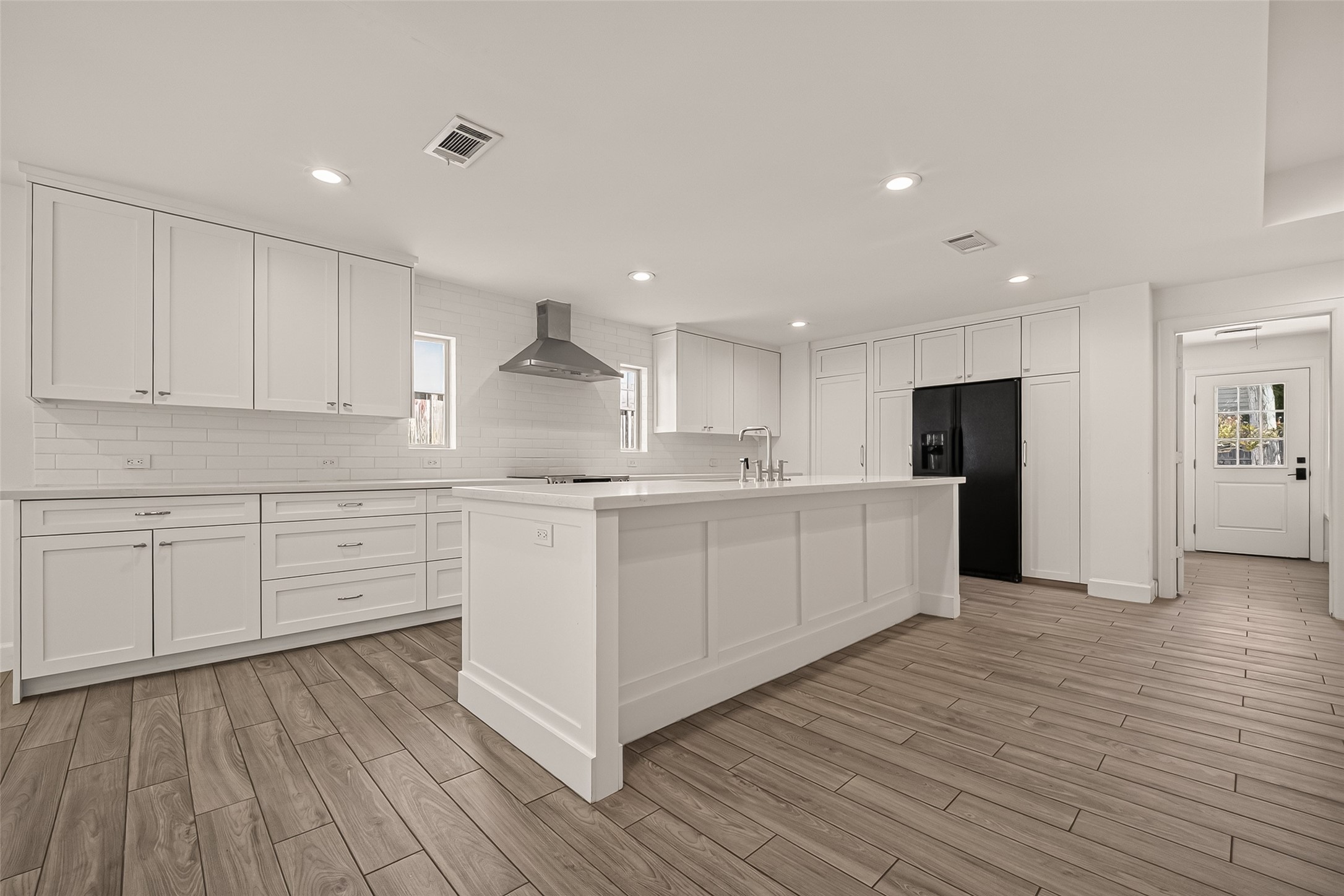 3310 Durness Way Property Photo 9