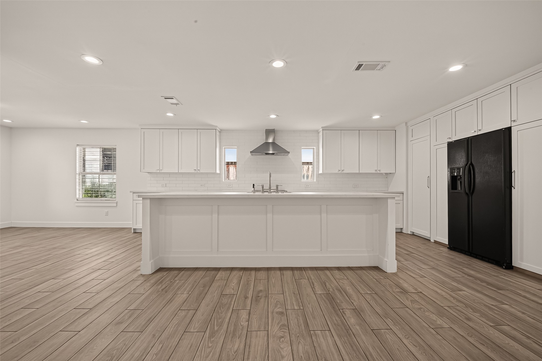 3310 Durness Way Property Photo 10
