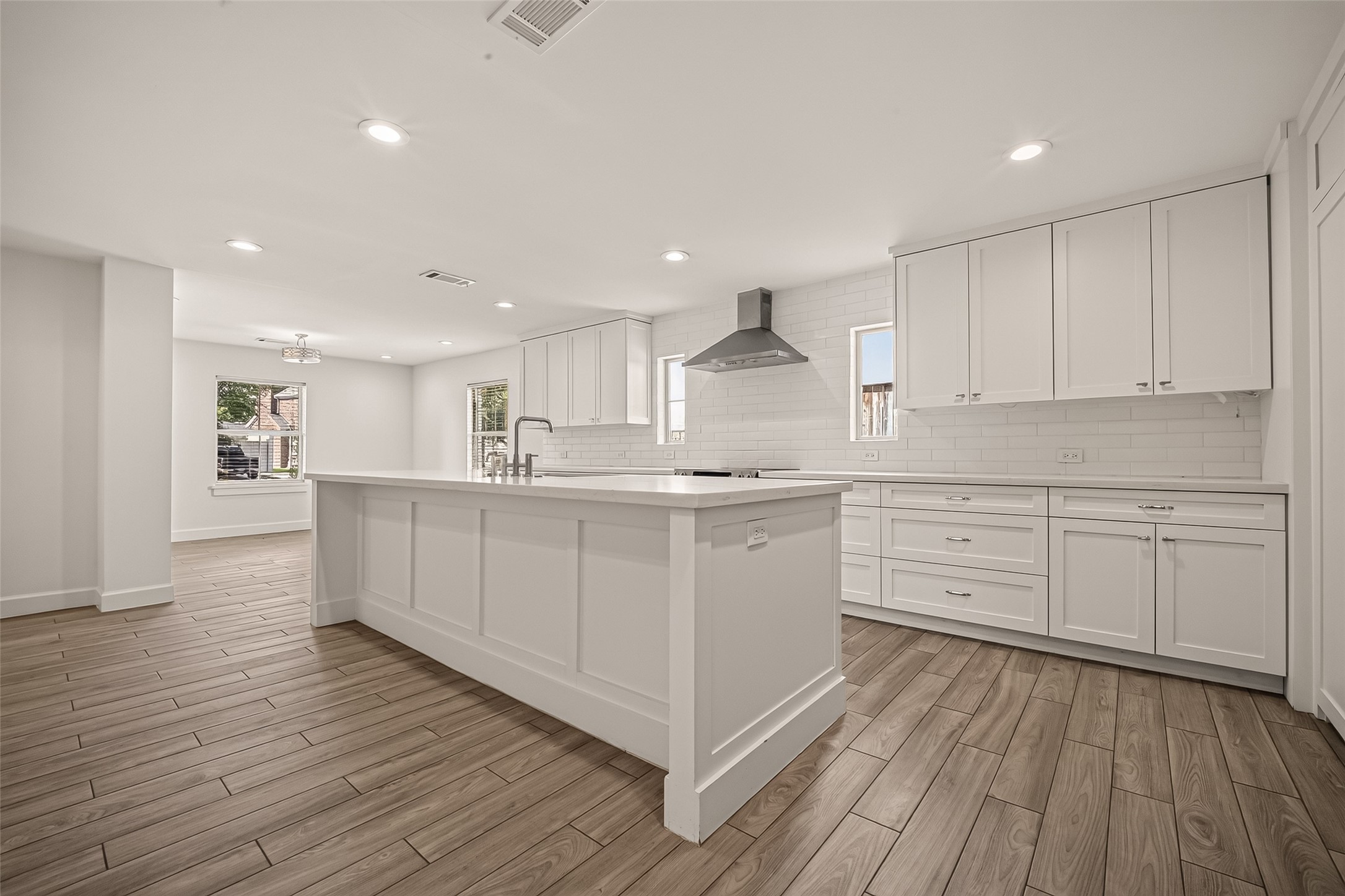 3310 Durness Way Property Photo 11