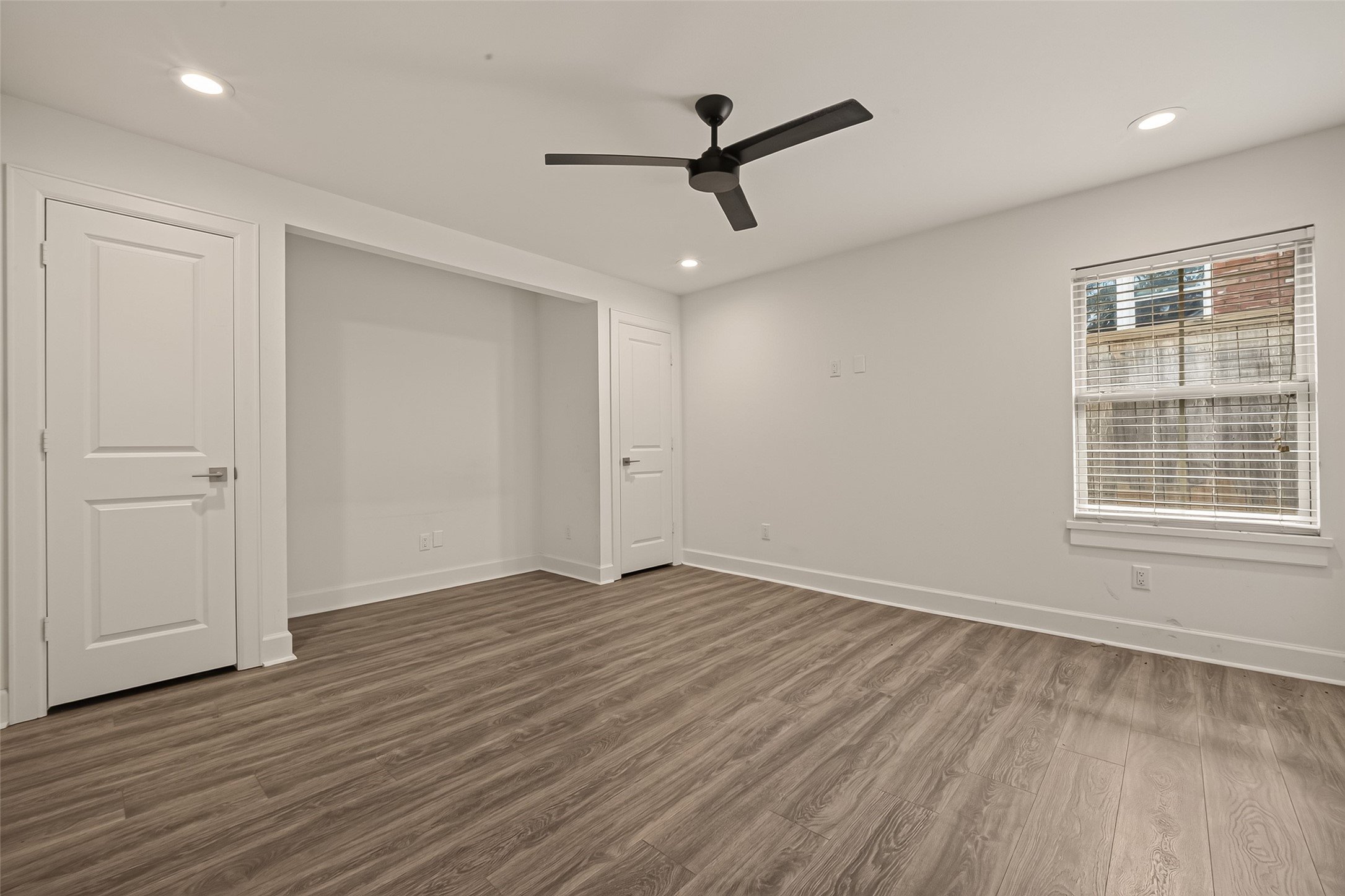 3310 Durness Way Property Photo 14