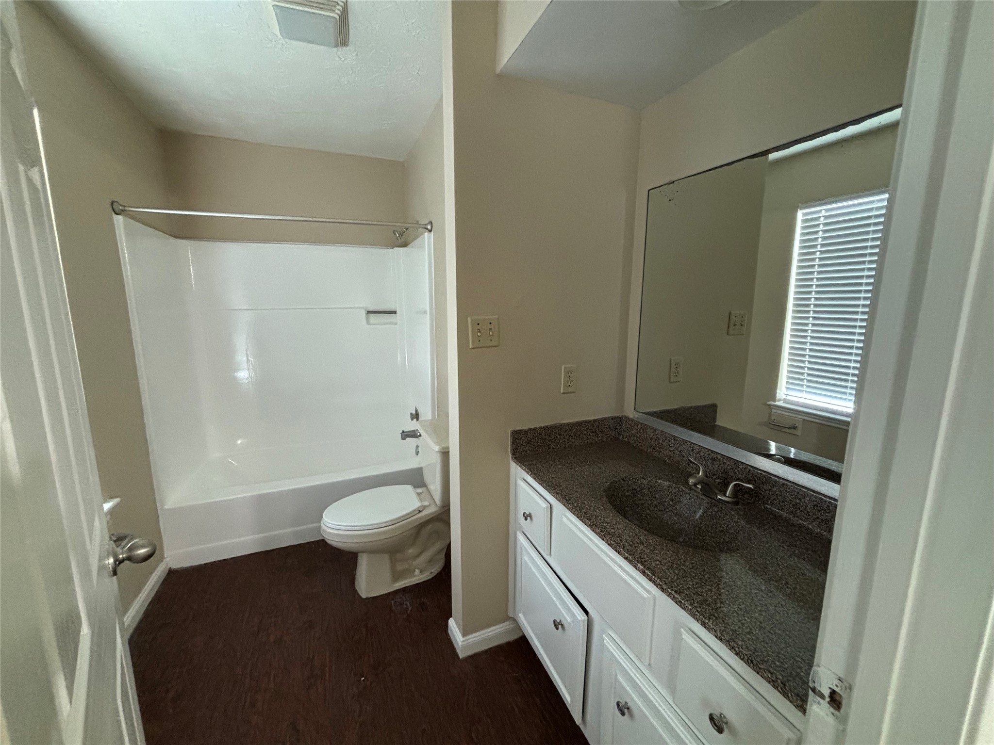 3416 Avenue P Property Photo 16