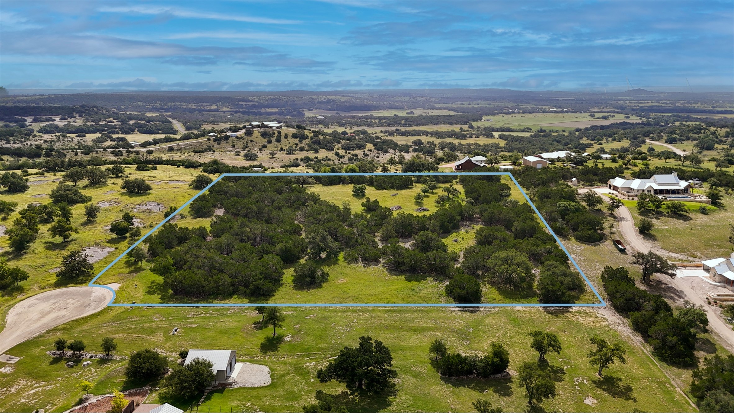 96 Coyote Run Property Photo 1