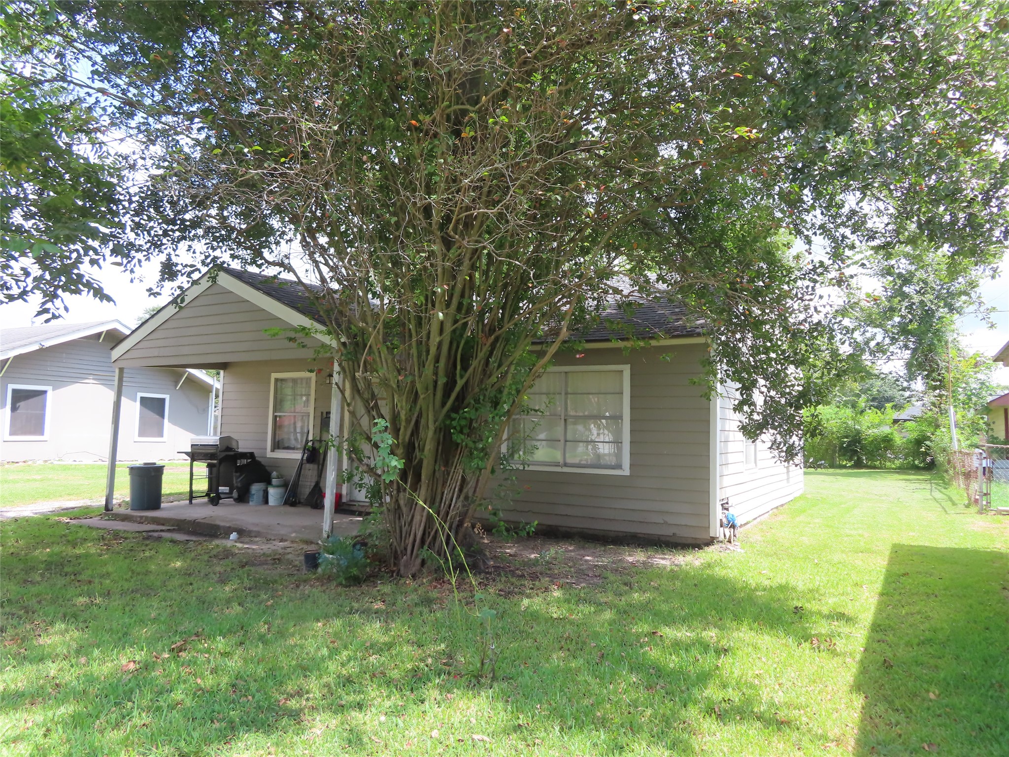 1629 Caspersen Drive Property Photo 9