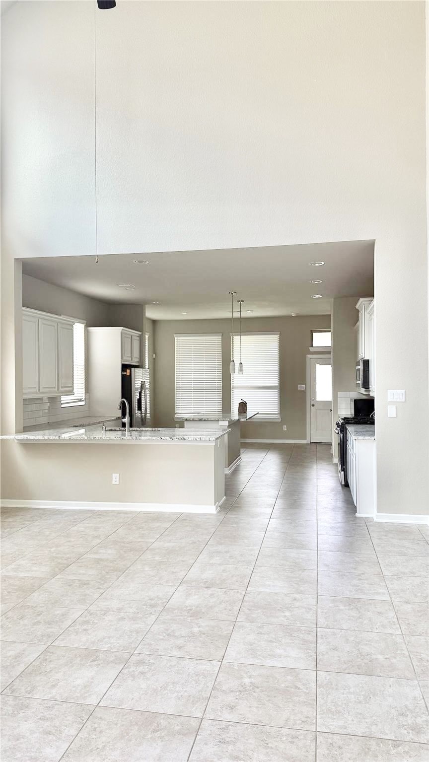 16018 Muster Oak Drive Property Photo 4